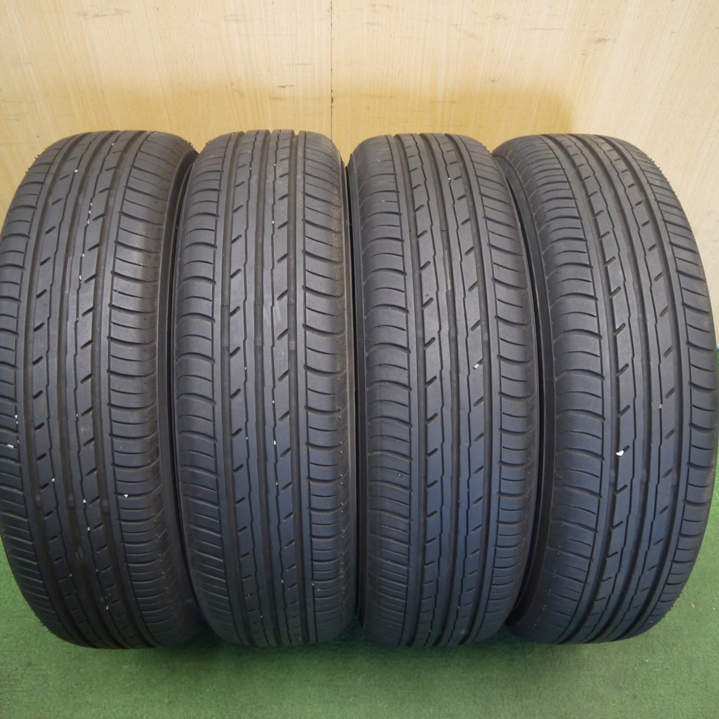 4本価格！23年◎155/65R14 ヨコハマ BluEarth-ES ES32 スチール ホイール ブルーアース 14インチ PCD100/4H◎6082107Hノ
