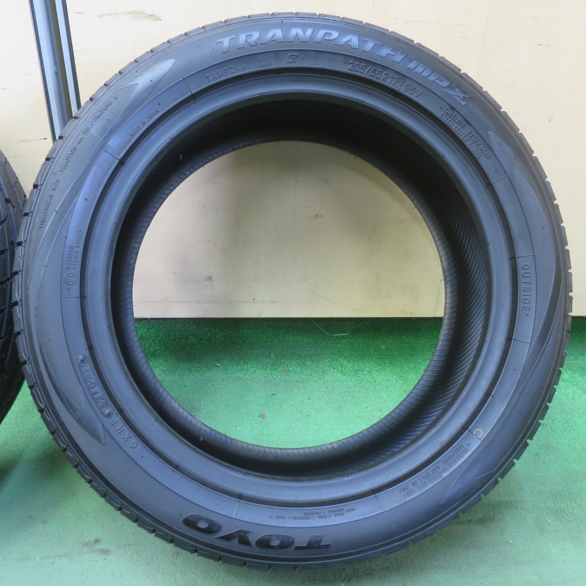 未使用◎205/55R17 トーヨー トランパス MPZ タイヤ 17インチ ステップワゴン ストリーム アコード 等◎6082809イノタ