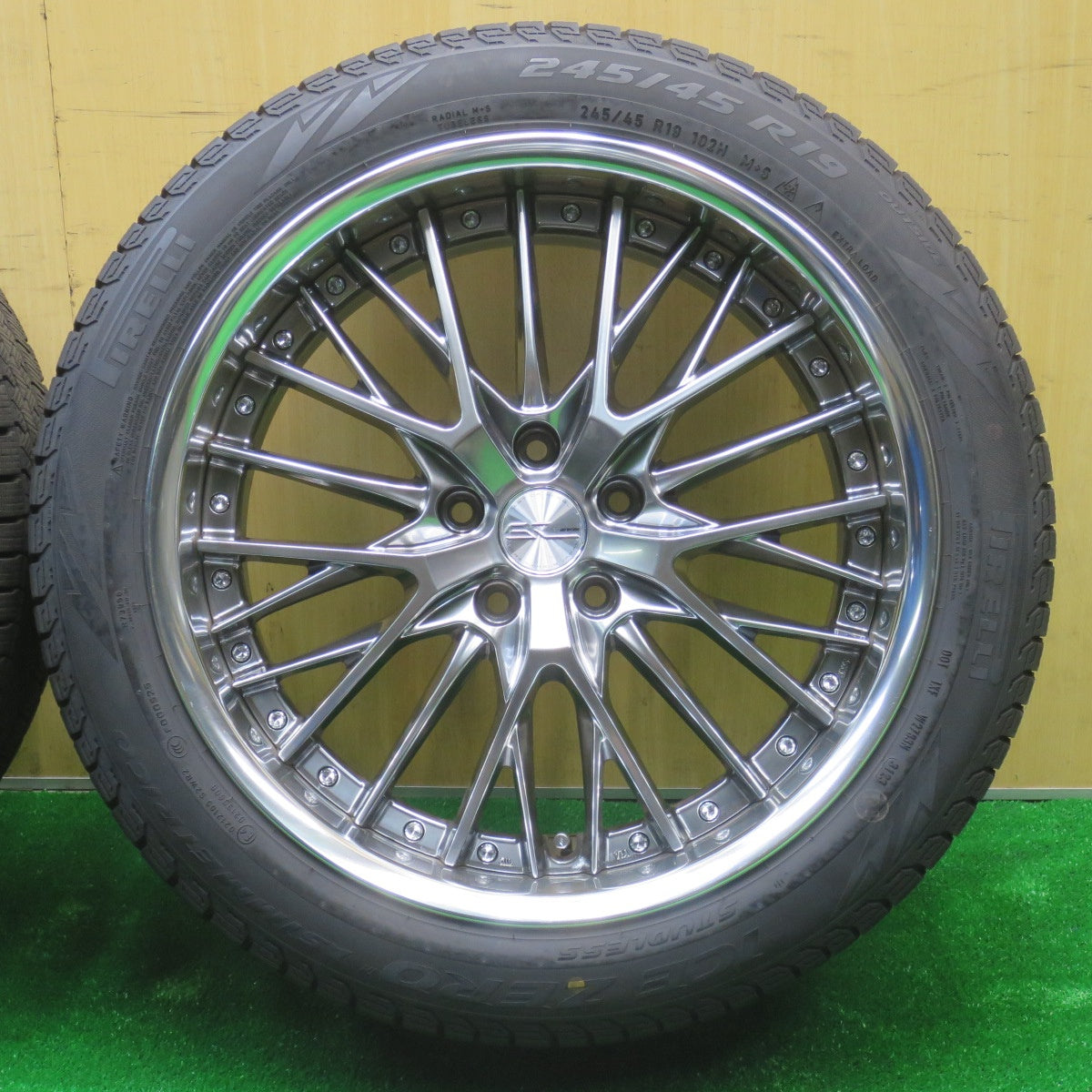 バリ溝！23年！キレイ！9.5分★WORK SCHWERT SG2 245/45R19 スタッドレス ピレリ アイスゼロ アシンメトリコ ワーク シュヴァート 19インチ PCD114.3/5H★5100701NJス