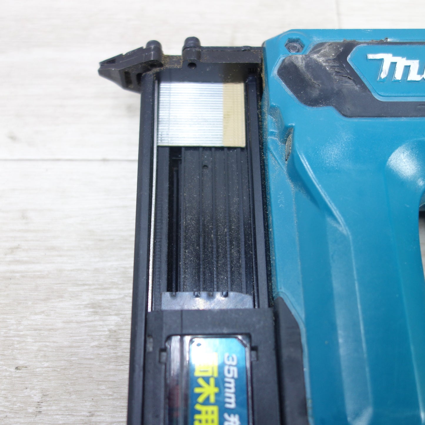 [送料無料] ◆マキタ 35mm 充電式 面木釘打 FN350 18V 釘打ち機 電動 工具 コードレス 仕上げ DIY Makita◆