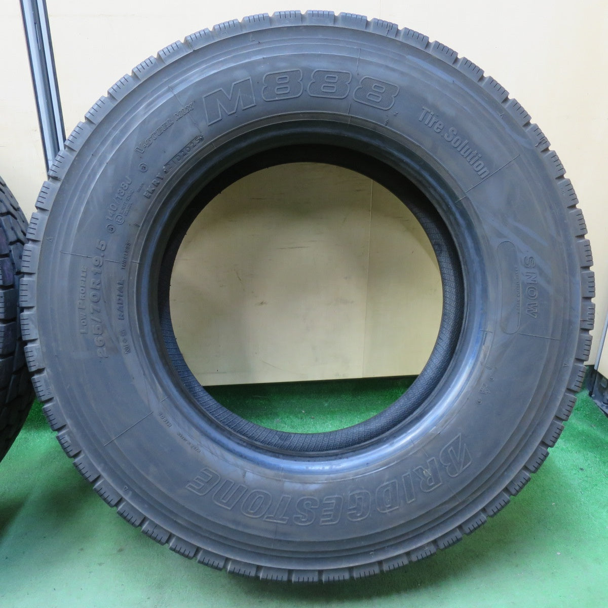 バリ溝！25年！9分！2本★トラック タイヤ 265/70R19.5 140/138J ブリヂストン M888 ミックス オールシーズン 19.5インチ★5120408イスタ