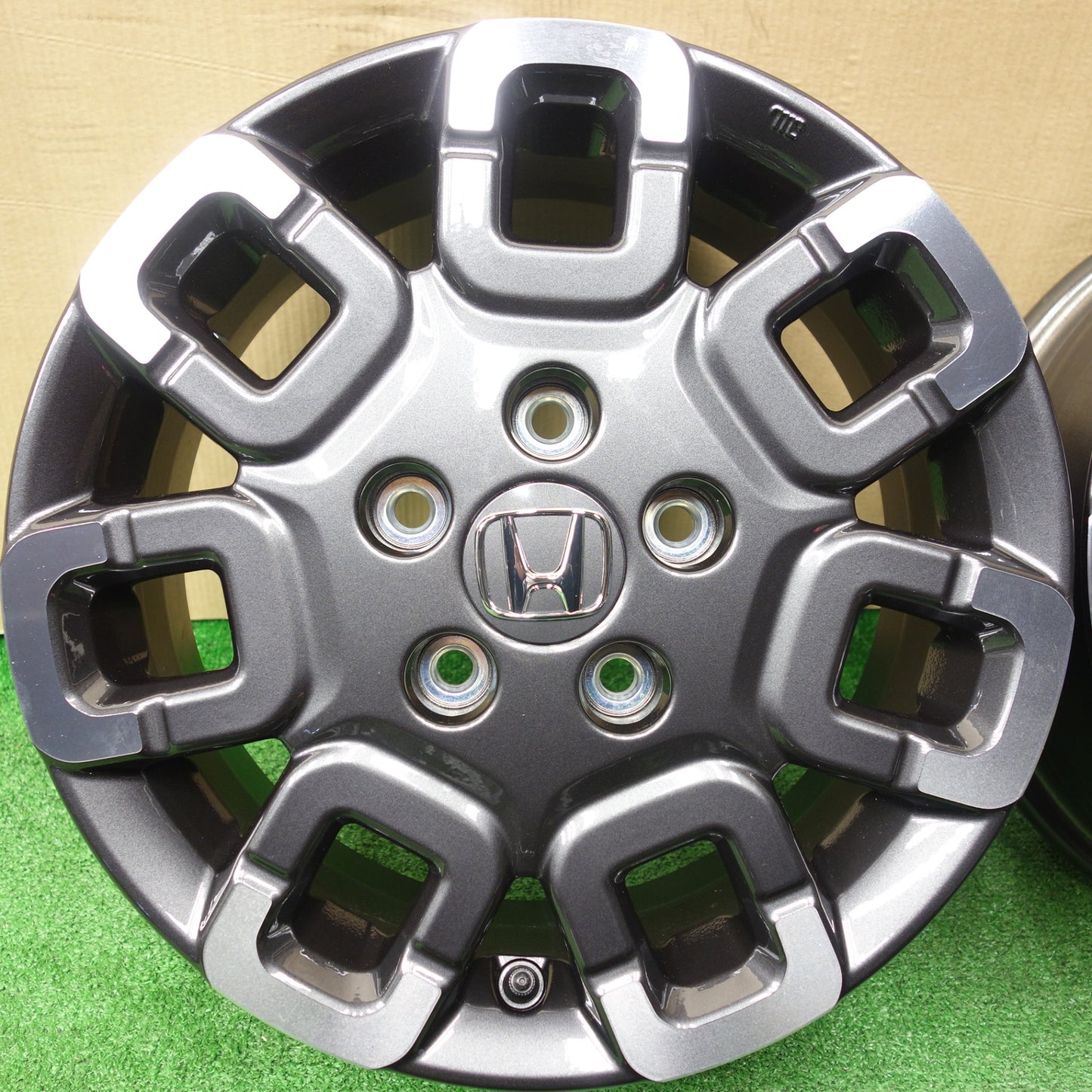 新車外し★ホンダ GT系 フリード クロスター 純正 ホイール 15インチ 15×6J PCD114.3/5H★5121203KTホ