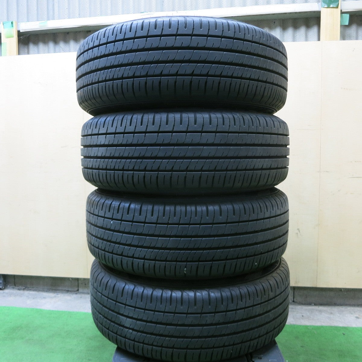 バリ溝！24年！9.5分以上★ホンダ ヴェゼル 純正 215/60R16 ダンロップ エナセーブ EC204 16インチ PCD114.3/5H★5040205ナノ