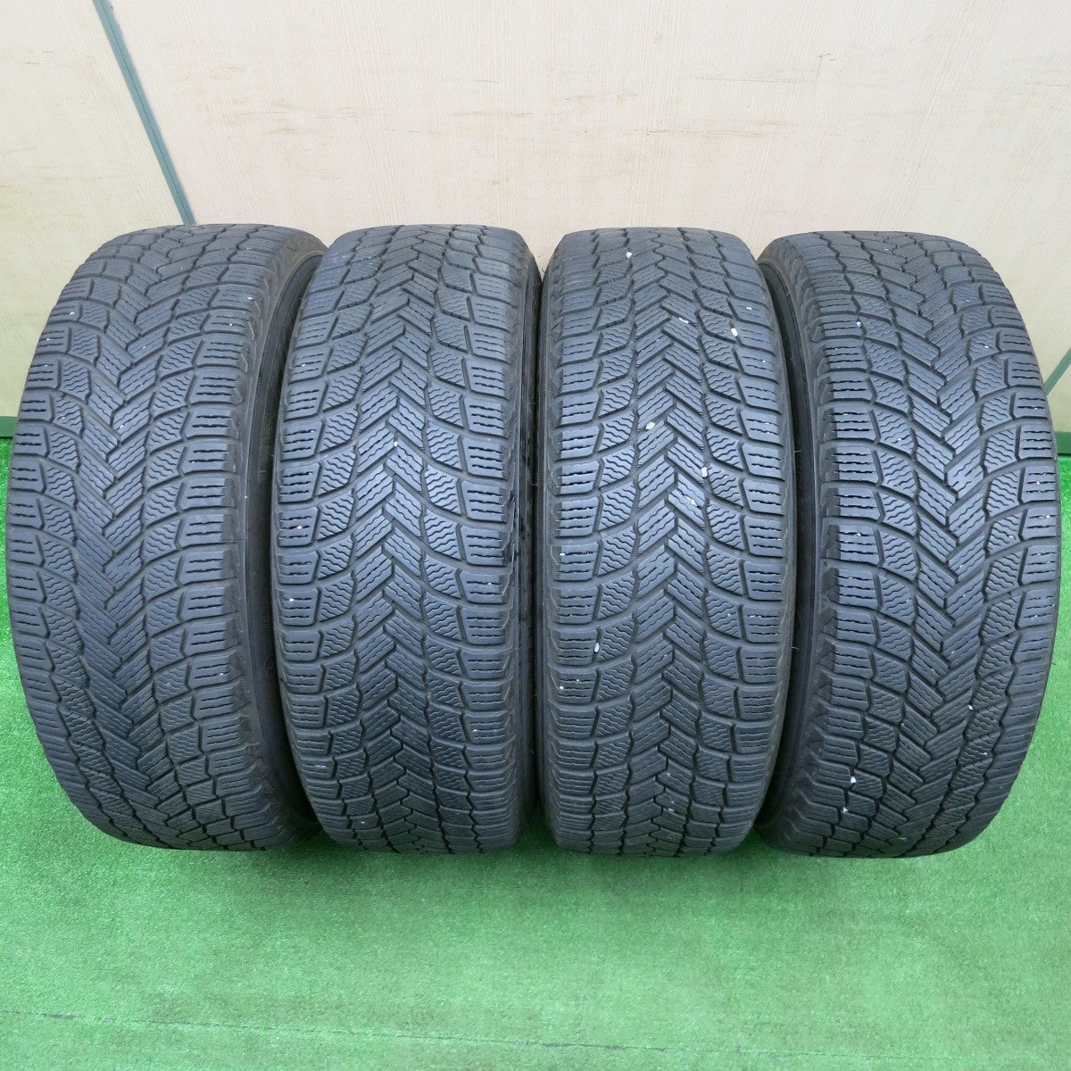 [送料無料] バリ溝！21年！キレイ！8.5分★スタッドレス 225/65R17 ミシュラン X-ICE SNOW SUV Zmeist VS-1 17インチ PCD114.3/5H★4112204NJス