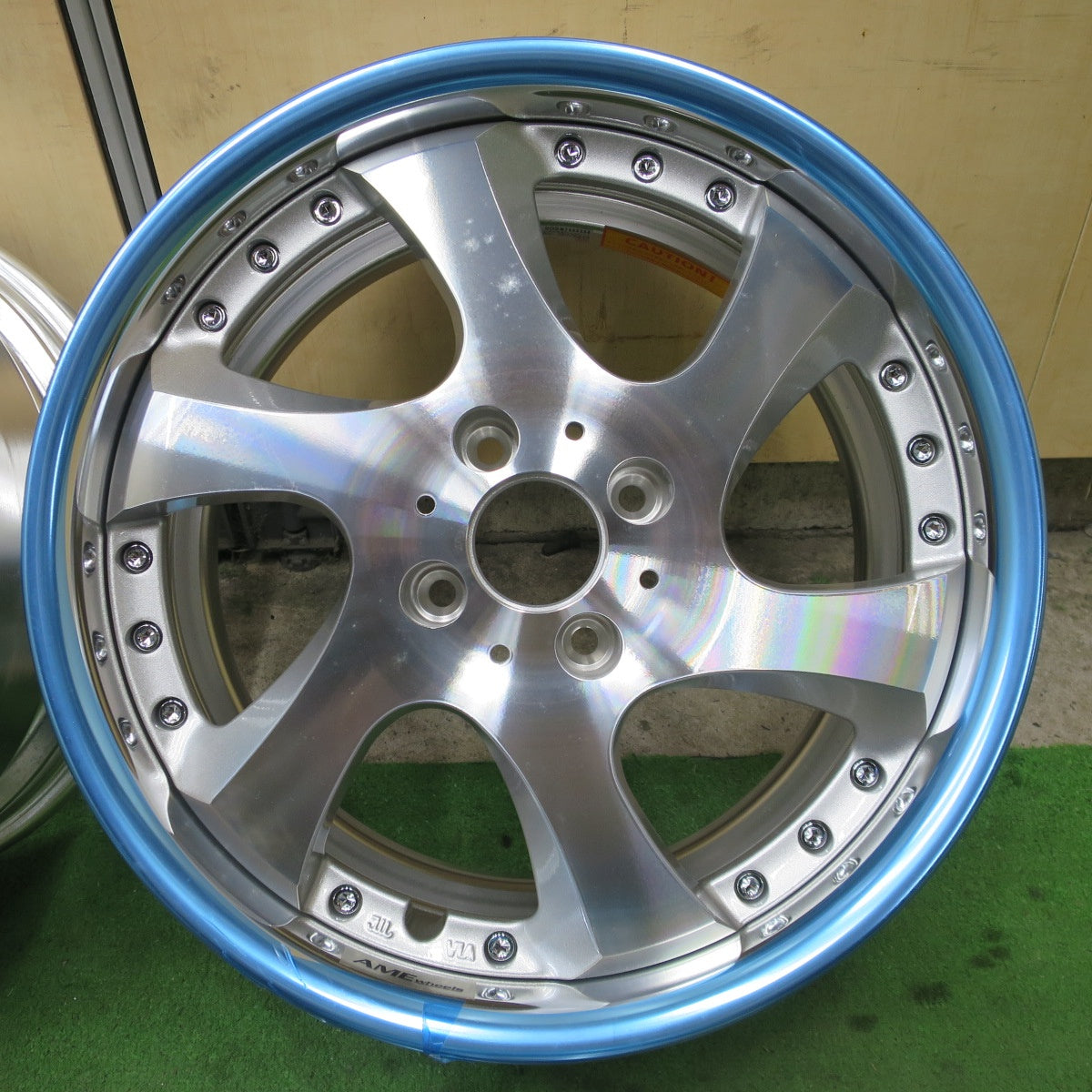 未使用！付属品付き★AME SHALLEN Windmuhle 16インチ シャレン ヴィンミューレ 16×7J PCD100/4H★6051002NGホ