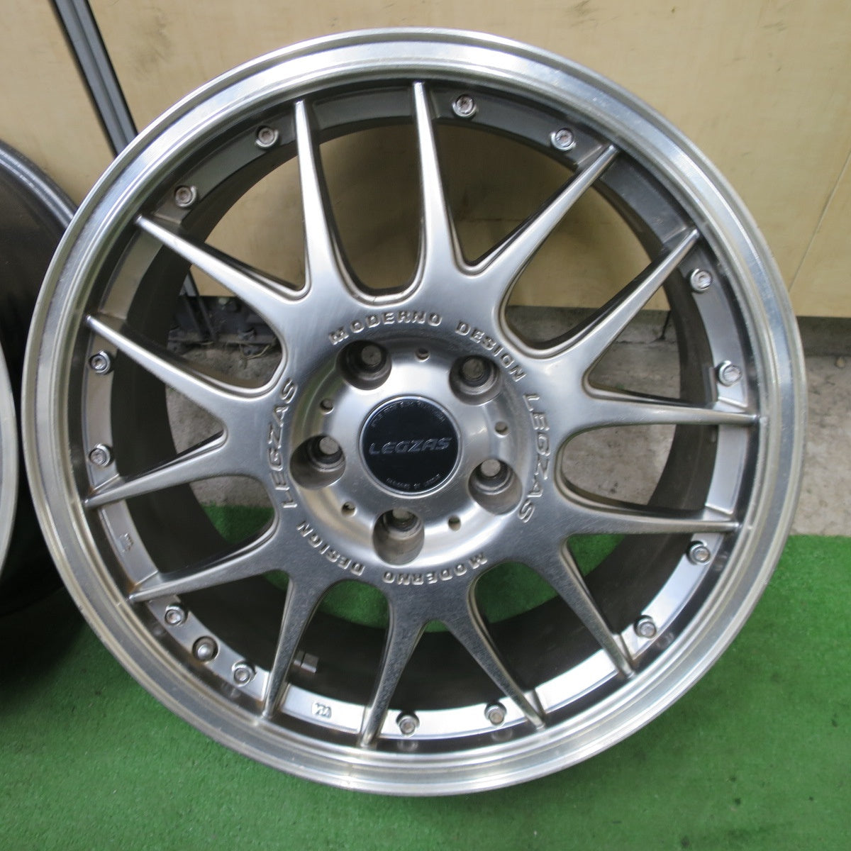 4本価格★Stich LEGZAS M700 17インチ シュティッヒ レグザス ホイール 17×7JJ PCD114.3/5H★6022506ナホ