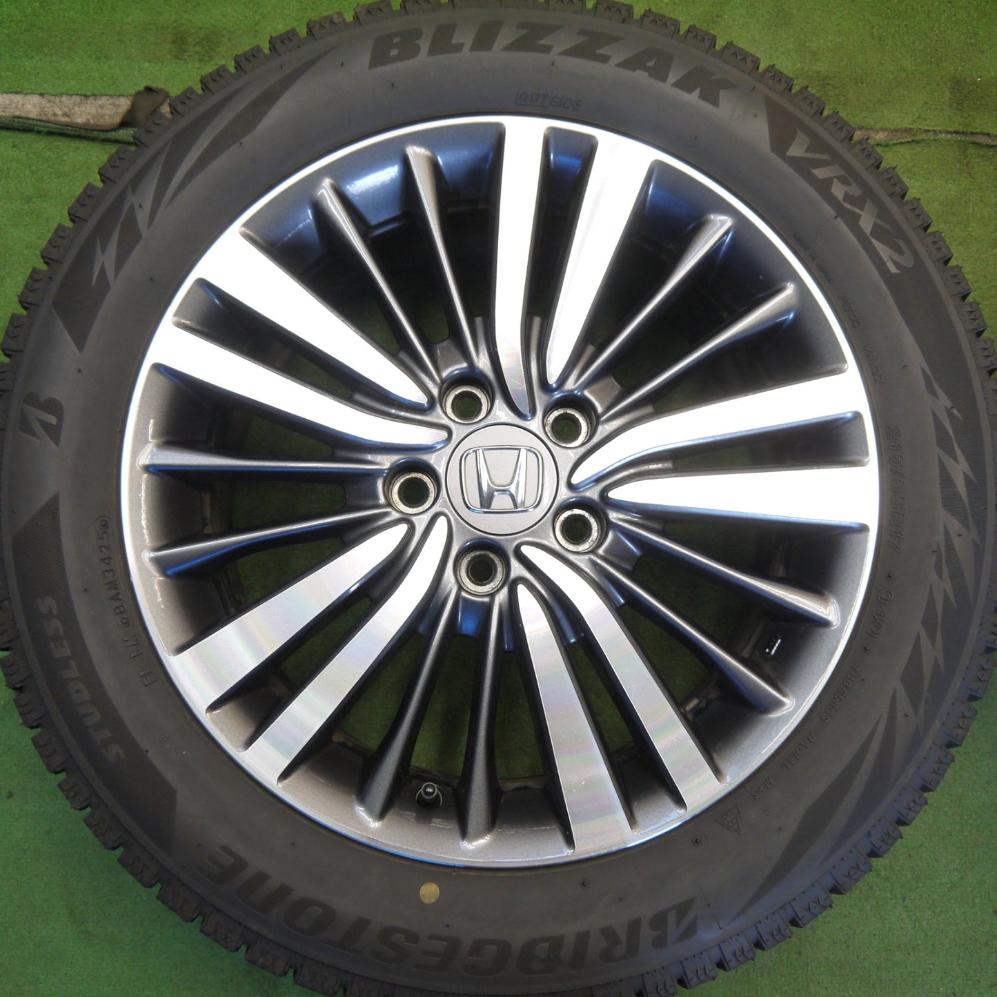 バリ溝！25年！9.5分◎ホンダ RC オデッセイ 純正 215/55R17 スタッドレス ブリヂストン ブリザック VRX2 17インチ PCD114.3/5H◎6070303Hス