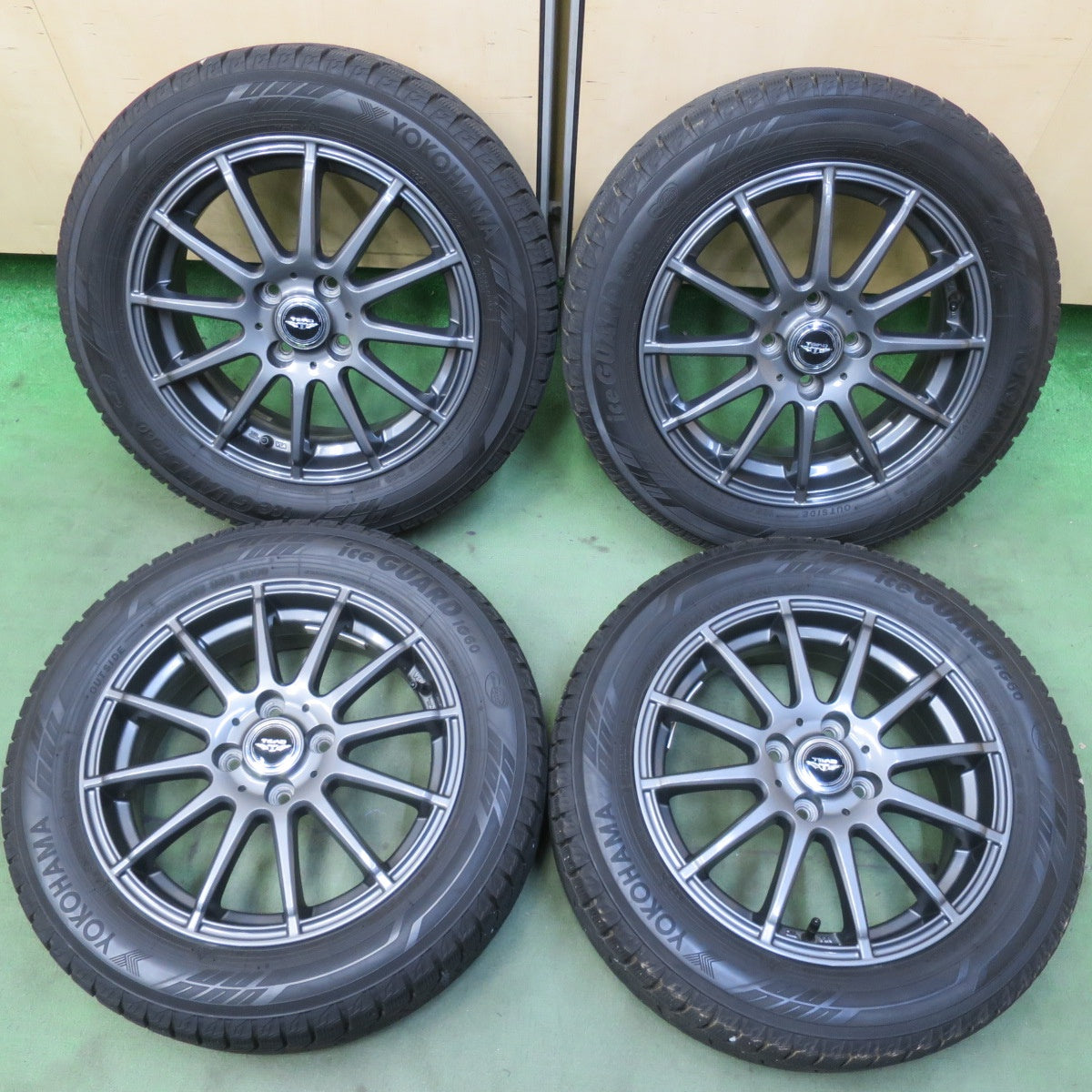 バリ溝！キレイ！9分◎スタッドレス 185/60R15 ヨコハマ アイスガード iG60 TEAD テッド 15インチ PCD100/4H◎6081215イス