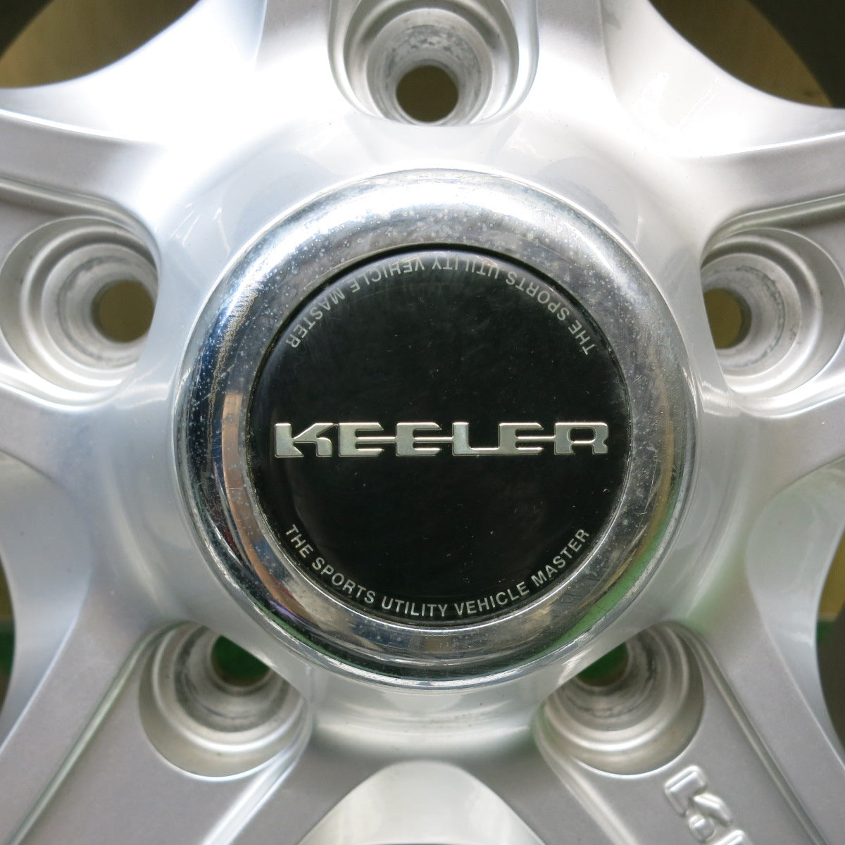 ほぼ未使用◎ランクル 等 KEELER FORCE 285/60R18 スタッドレス ダンロップ ウインターマックス SJ8 キーラー フォース 18インチ PCD150/5H◎6062801HAス