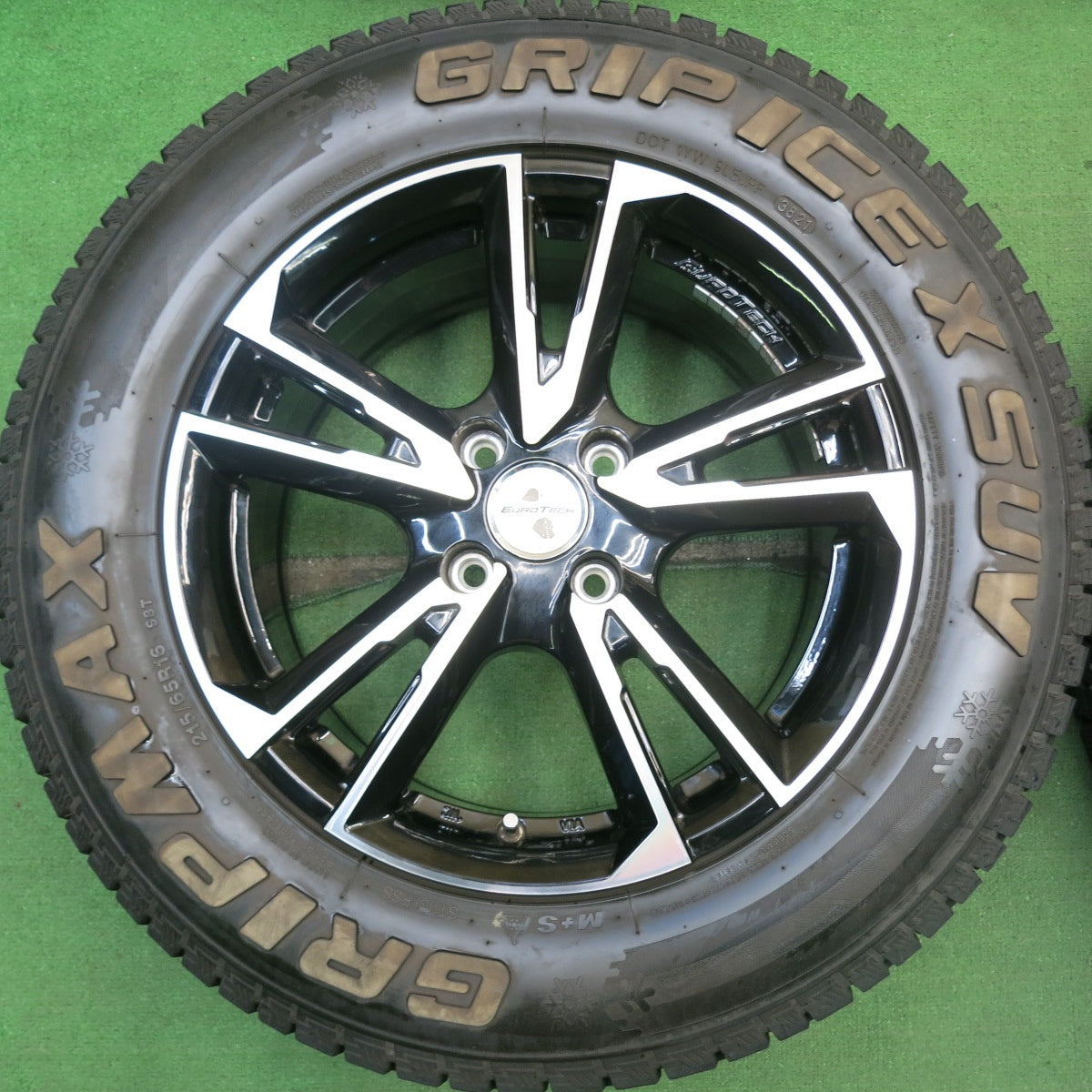 バリ溝！21年！キレイ！9.5分★プジョー 208 等 EUROTECH GAYA SOLI 215/65R16 スタッドレス グリップマックス グリップアイスX SUV ホワイトレター ユーロテック ガヤ ソリ PCD108/4H★5062902HAス
