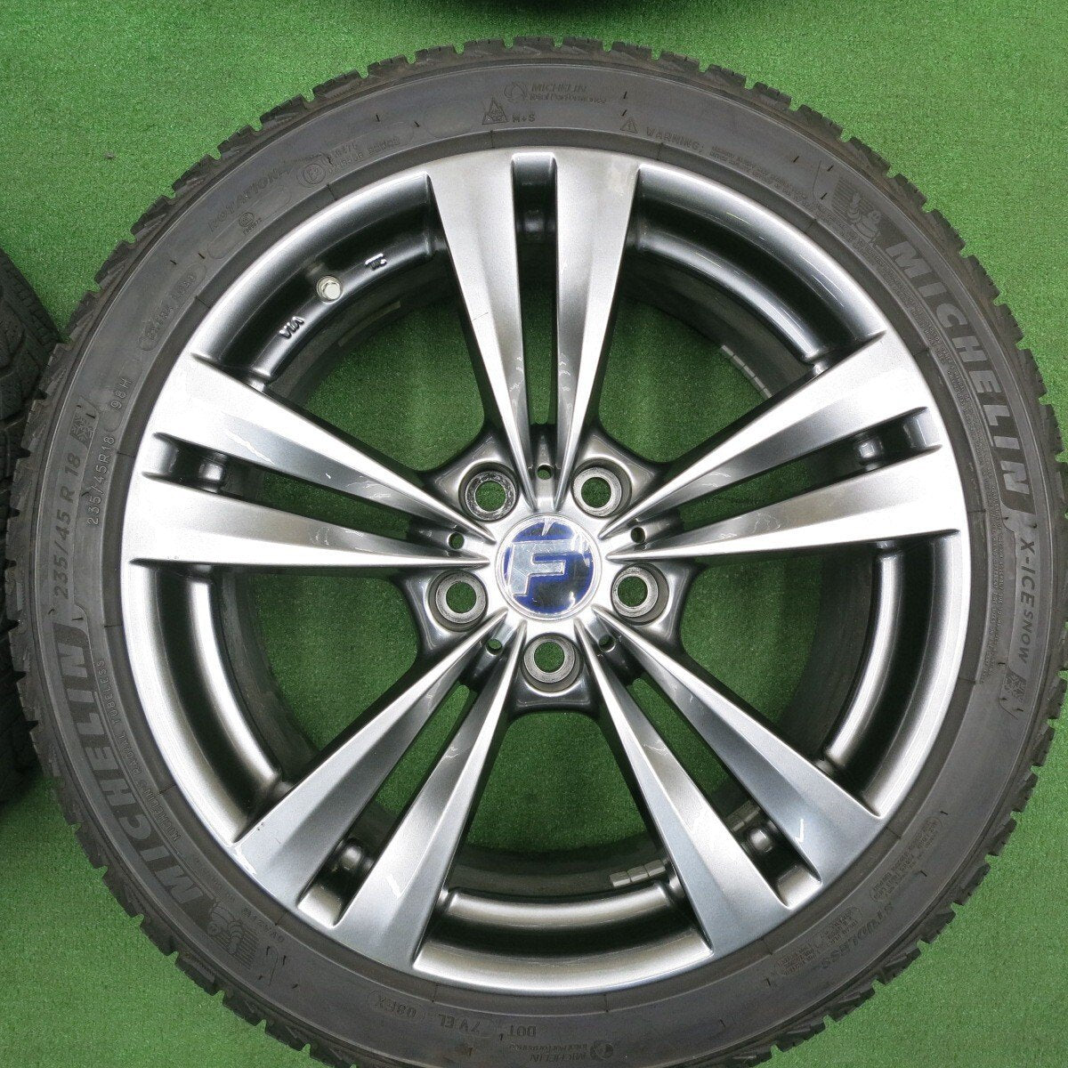 バリ溝！21年！9分★Lehrmeister L-F LOUNGE 235/45R18 スタッドレス ミシュラン X-ICE SNOW レアマイスター L-Fラウンジ 18インチ PCD114.3/5H★4122001TNス