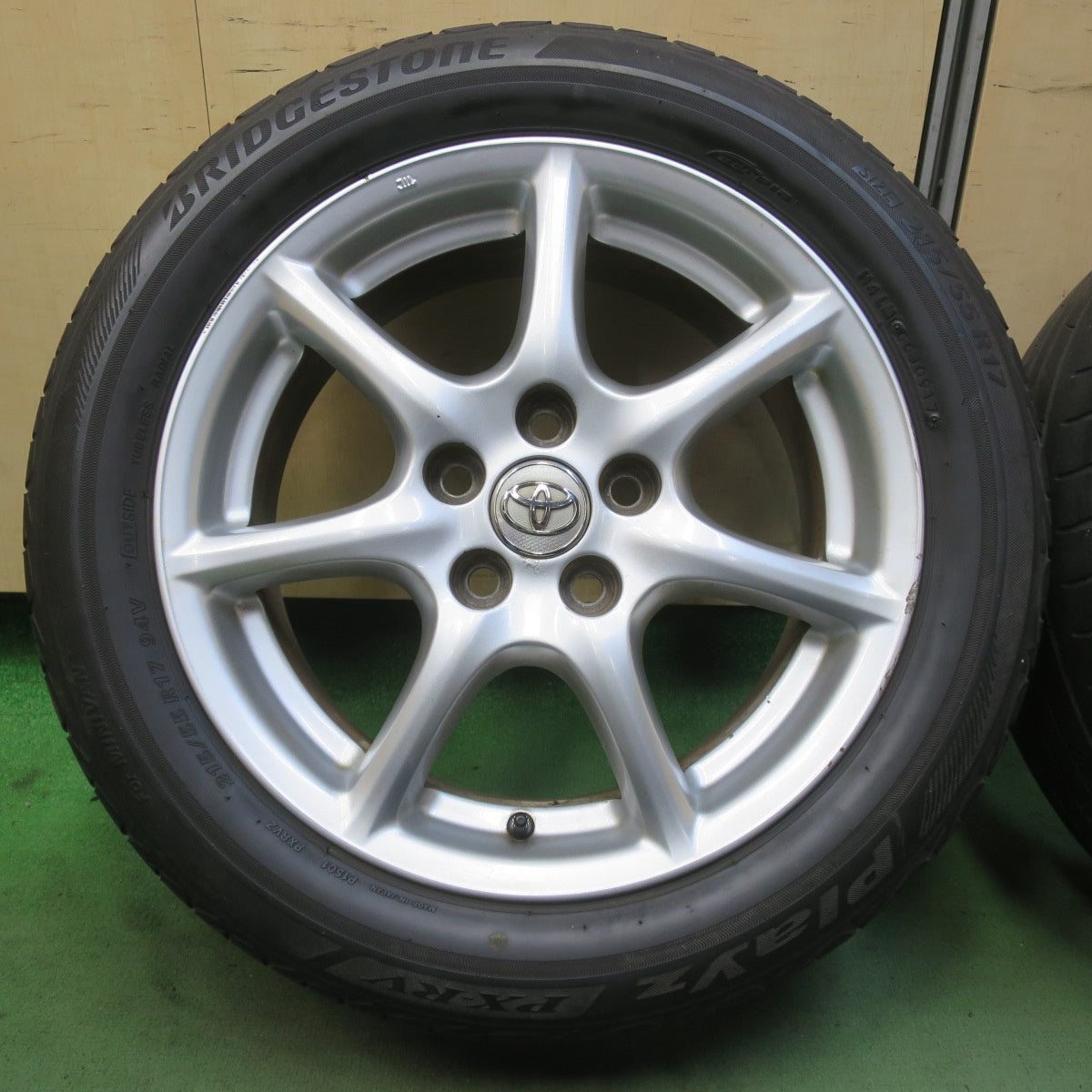 4本価格★トヨタ 50系 エスティマ 純正 215/55R17 ブリヂストン プレイズ PX-RV 17インチ PCD114.3/5H★6051904イノ
