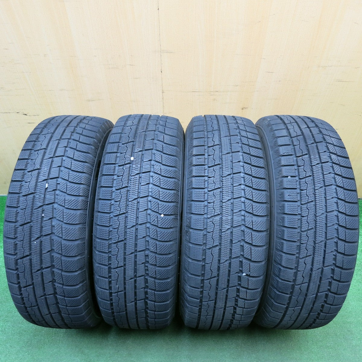 バリ溝！23年！キレイ！9.5分★スタッドレス 215/65R16 トーヨー ウインター トランパス TX D.O.S. DOS 社外 アルミ 16インチ PCD114.3/5H★6020514HAス