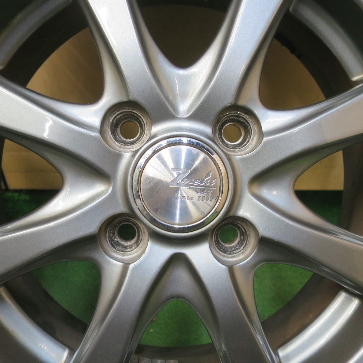 バリ溝！24年！ほぼ10分◎スタッドレス 155/65R14 グッドイヤー アイスナビ8 Zmeist VS-8 14インチ PCD100/4H◎6083104イス