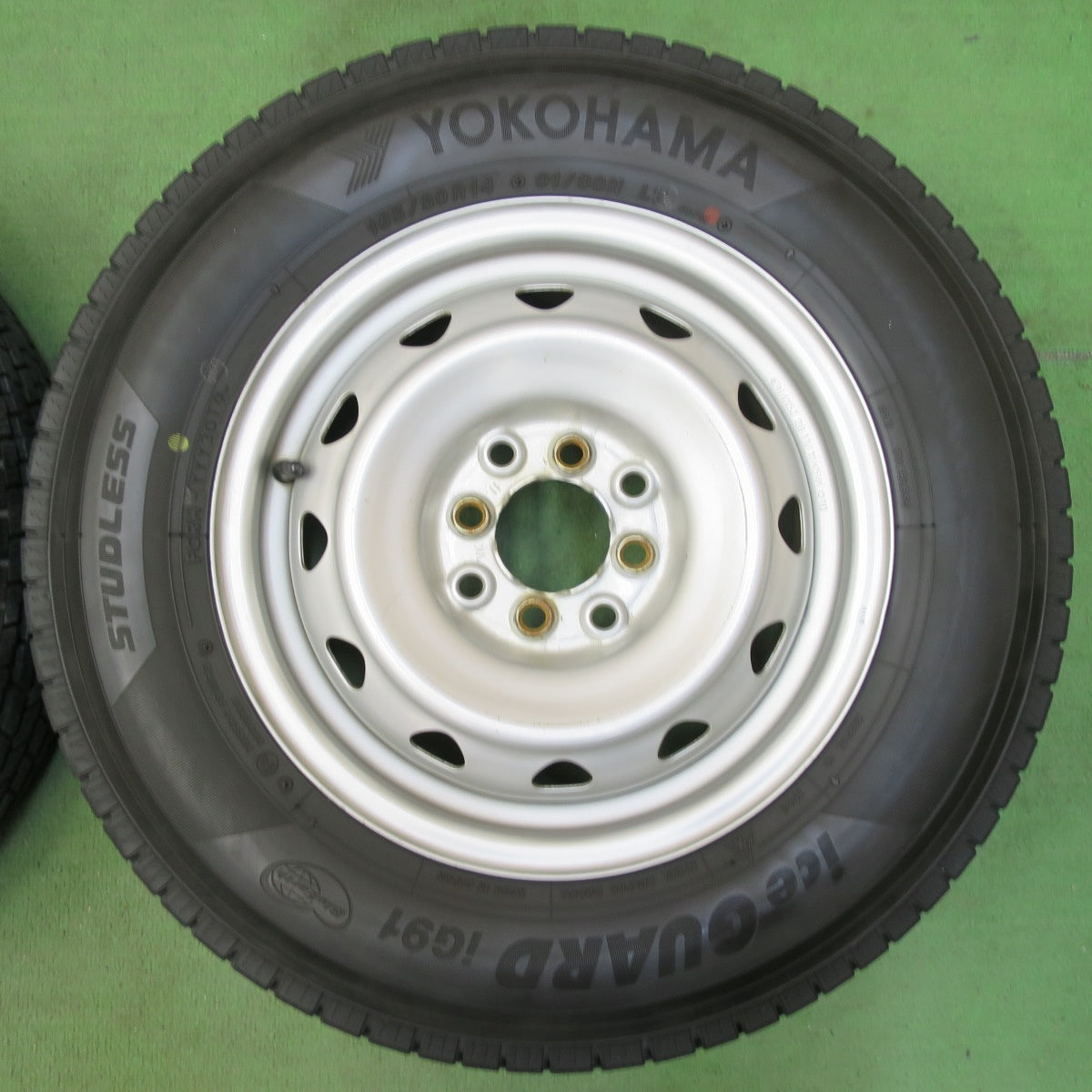 バリ溝！キレイ！9.5分★スタッドレス 165/80R14 91/90N ヨコハマ アイスガード iG91 スチール ホイール 14インチ PCD100 114.3/4H マルチ★5051310イス