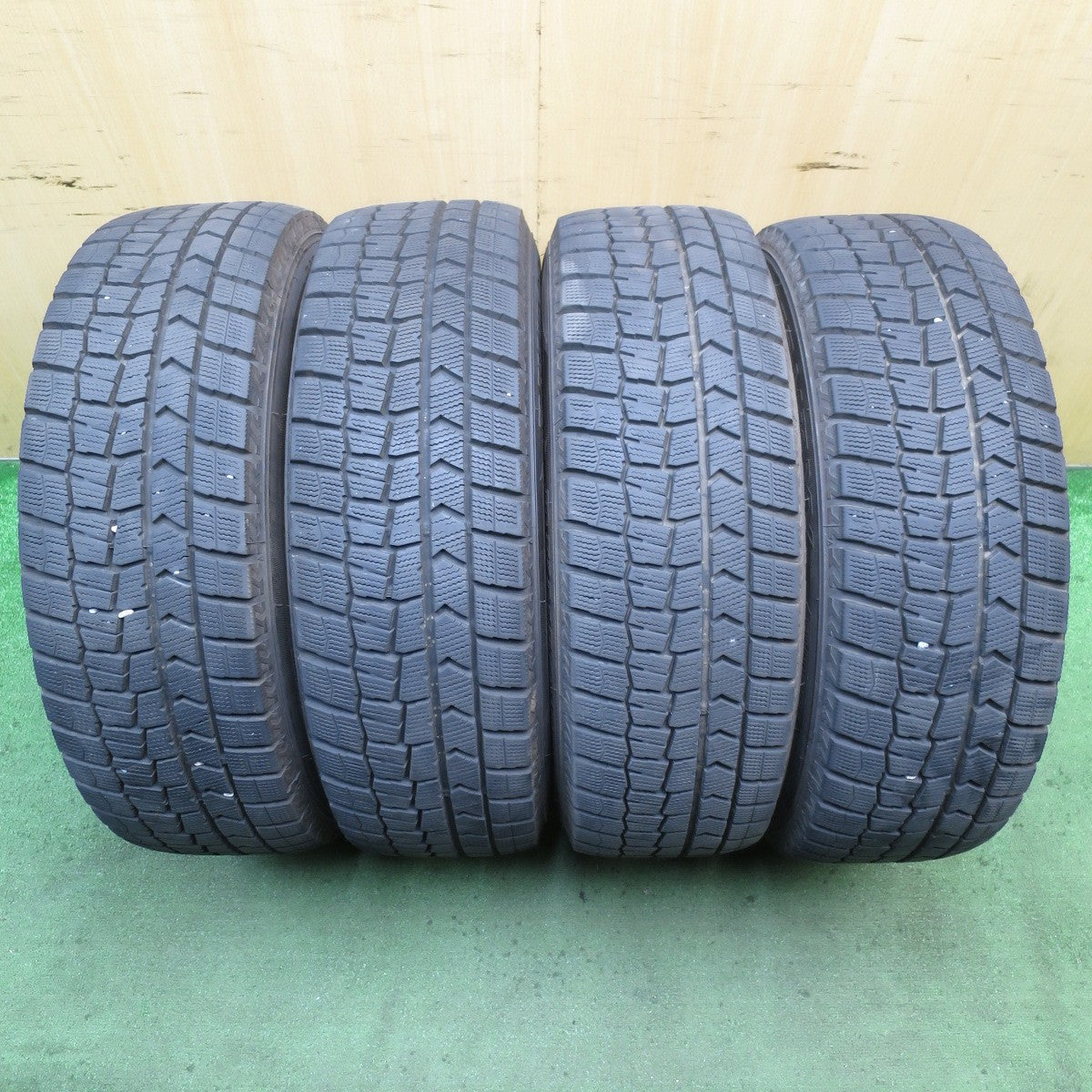 バリ溝！22年！9.5分★トヨタ 80系 ノア ヴォクシー 純正 205/60R16 スタッドレス ダンロップ ウインターマックス WM02 16インチ PCD114.3/5H★5080602NJス