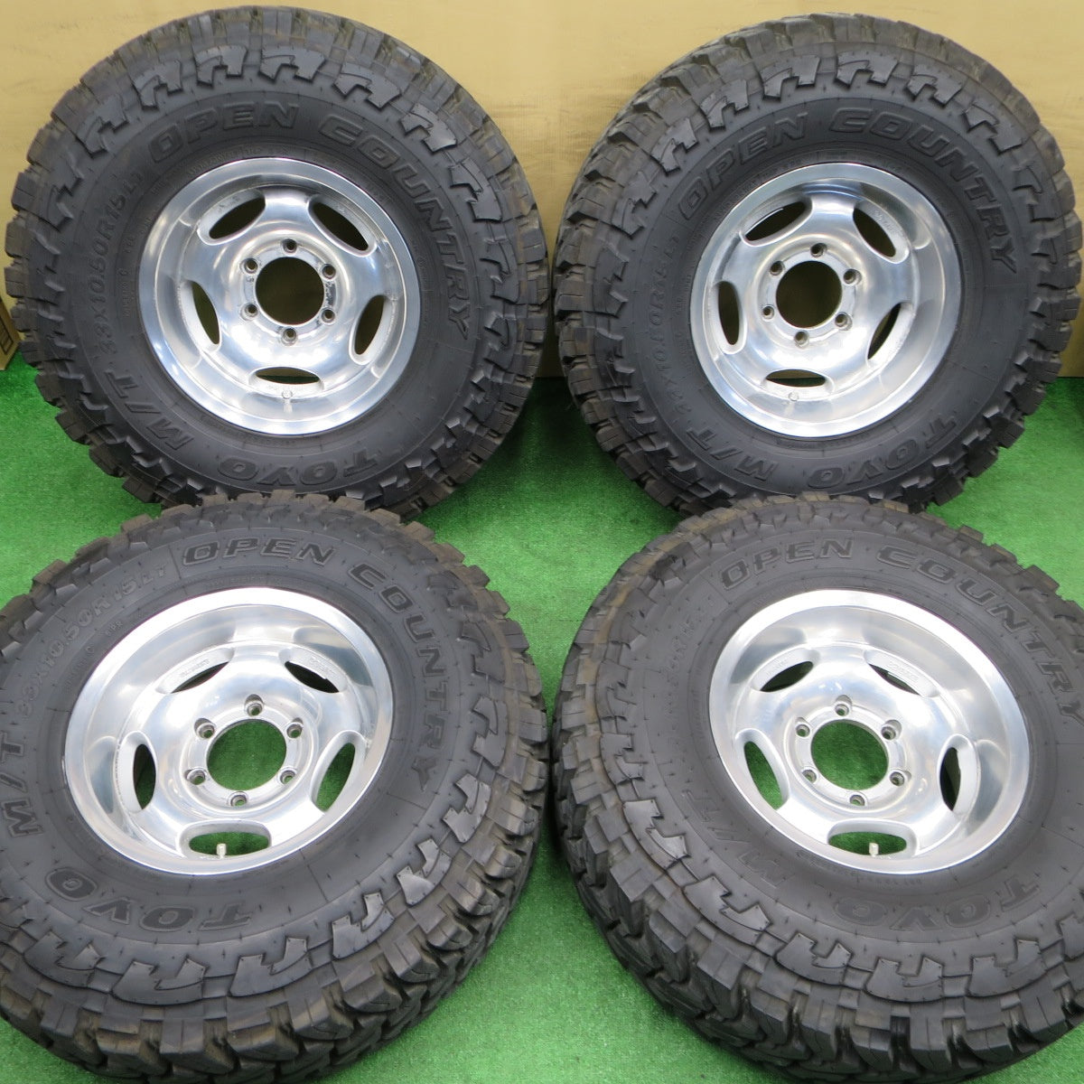 バリ溝！24年！9.5分★33×10.50R15 LT 114P 6PR トーヨー オープン カントリー M/T ENKEI エンケイ 15インチ PCD139.7/6H★6012501NKノ