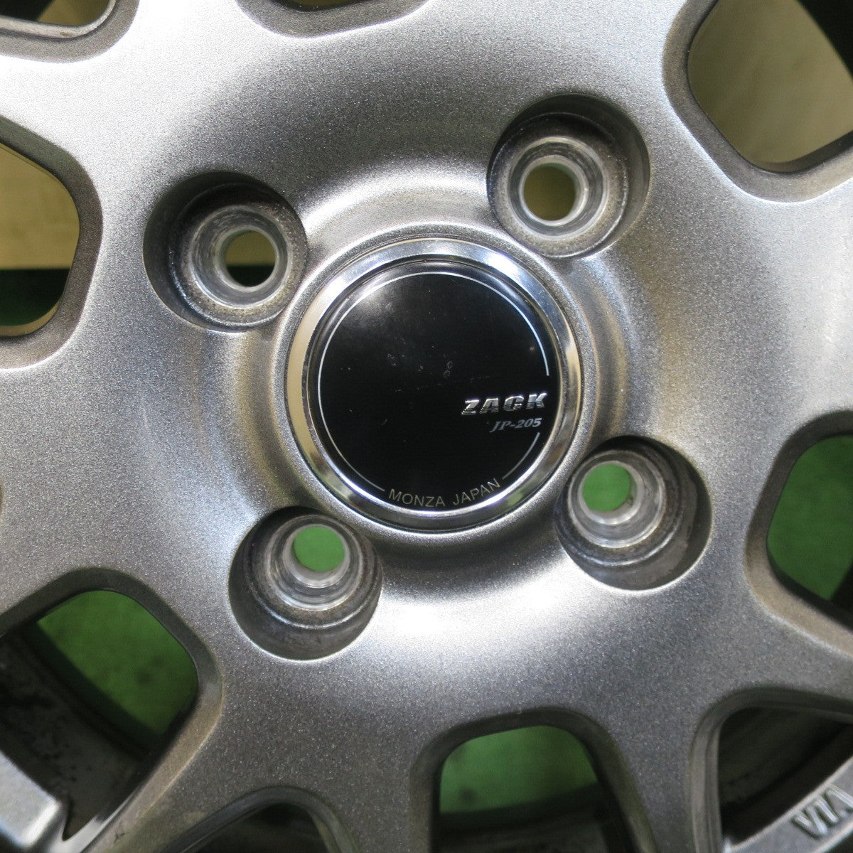 バリ溝！23年！キレイ！9.5分以上★スタッドレス 165/65R14 ヨコハマ アイスガード iG60 ZACK JP-205 MONZA ザック モンツァ 14インチ ソリオ ハスラー 等 PCD100/4H★5122604TTス