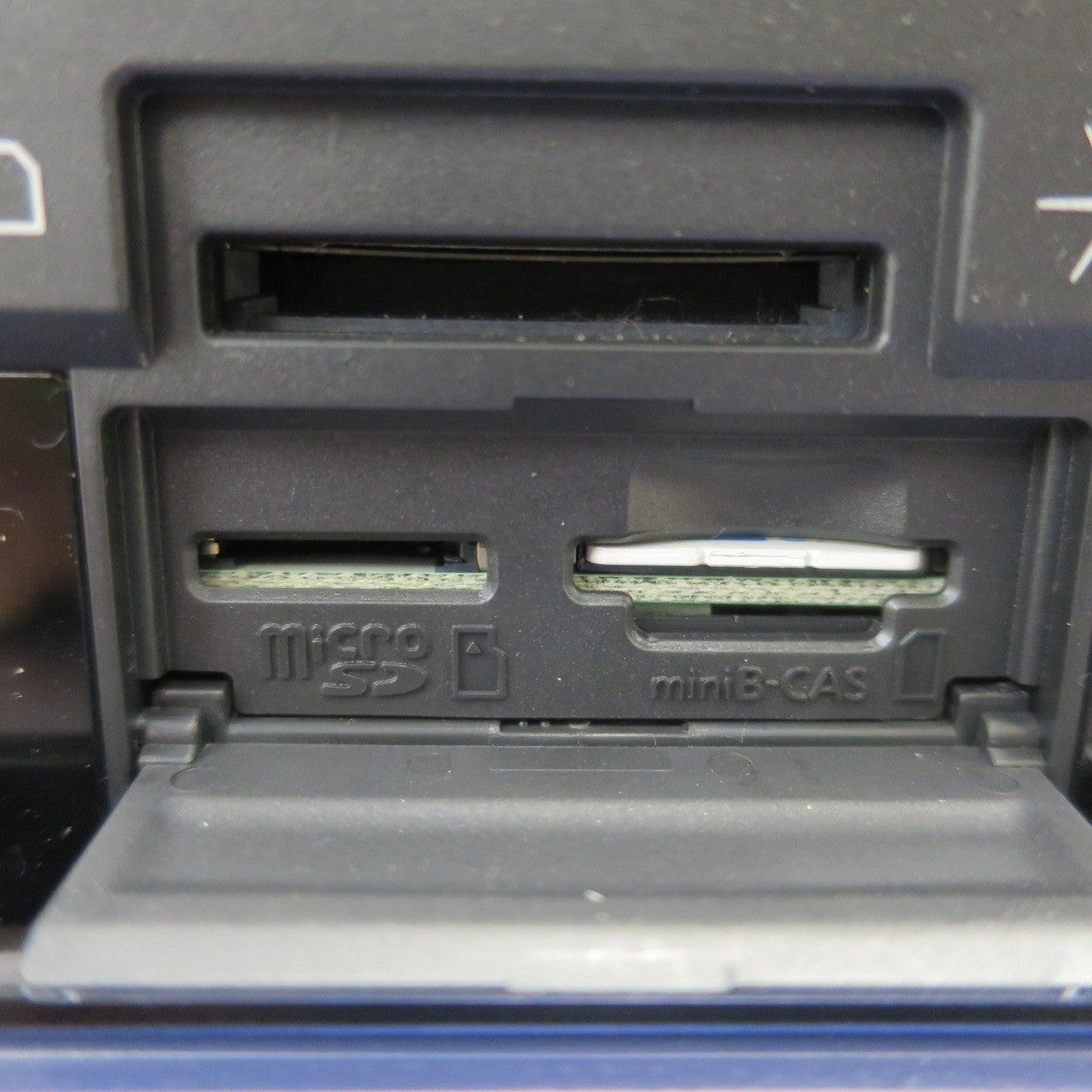 [送料無料] ☆パナソニック Strada カーナビ HDDナビ CN-HW860D Panasonic ストラーダ☆
