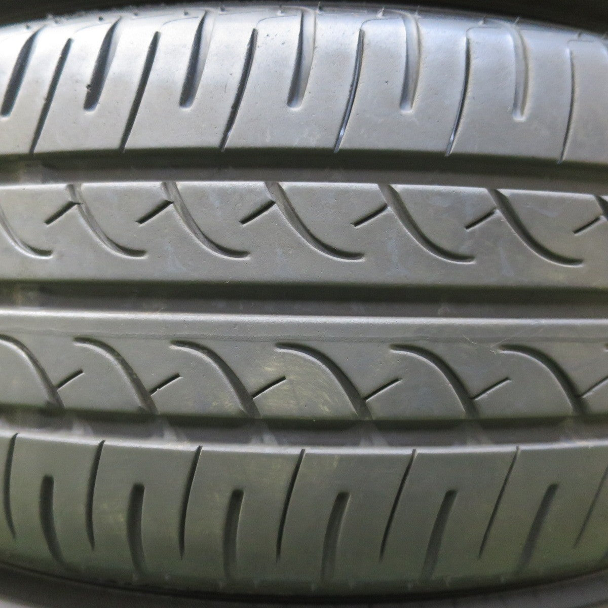 バリ溝！24年！キレイ！8.5分◎185/60R15 ヨコハマ ブルーアース AE01F JOKER ジョーカー 15インチ PCD100/4H◎6090703IMノ
