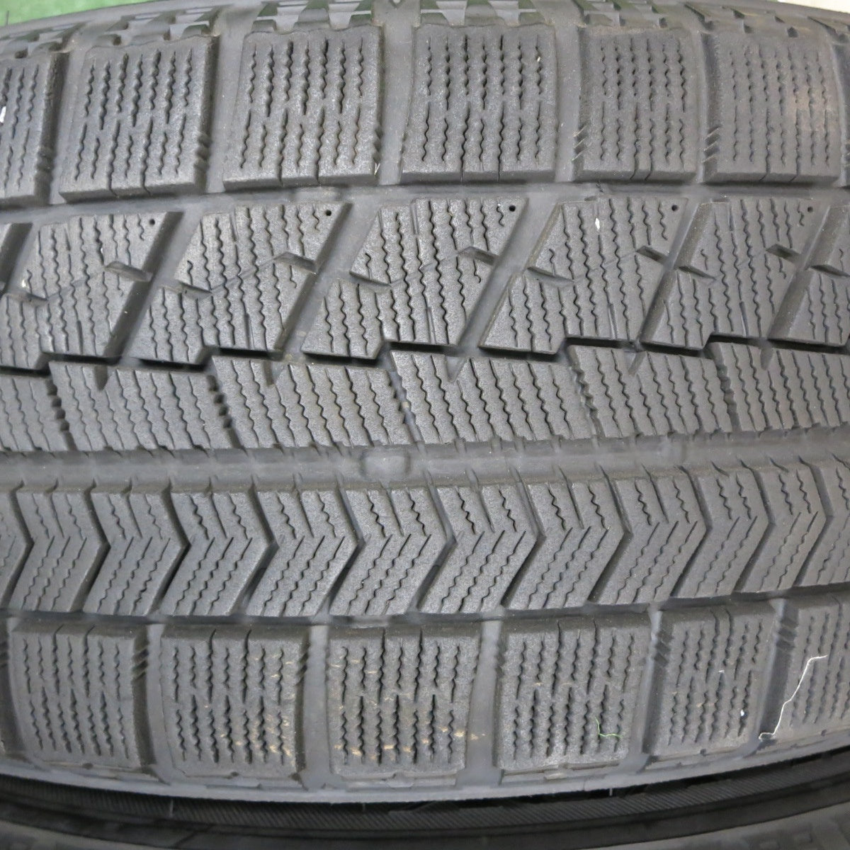 *送料無料* バリ溝！9分★スタッドレス 205/60R16 ブリヂストン ブリザック VRX MANARAY SPORT マナレイ 16インチ PCD114.3/5H★4040311TNス