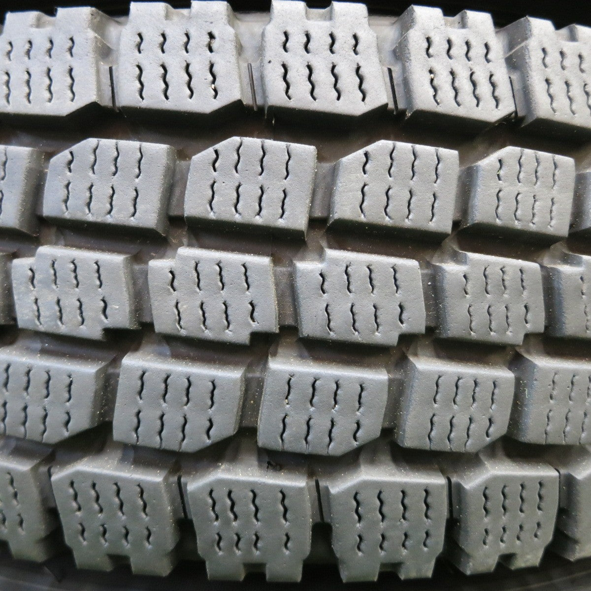 *送料無料* バリ溝！キレイ！9分★プロボックス 等 155/80R14 88/86N スタッドレス ヨコハマ SY01 スチール ホイール PCD100/4H★4040904イス