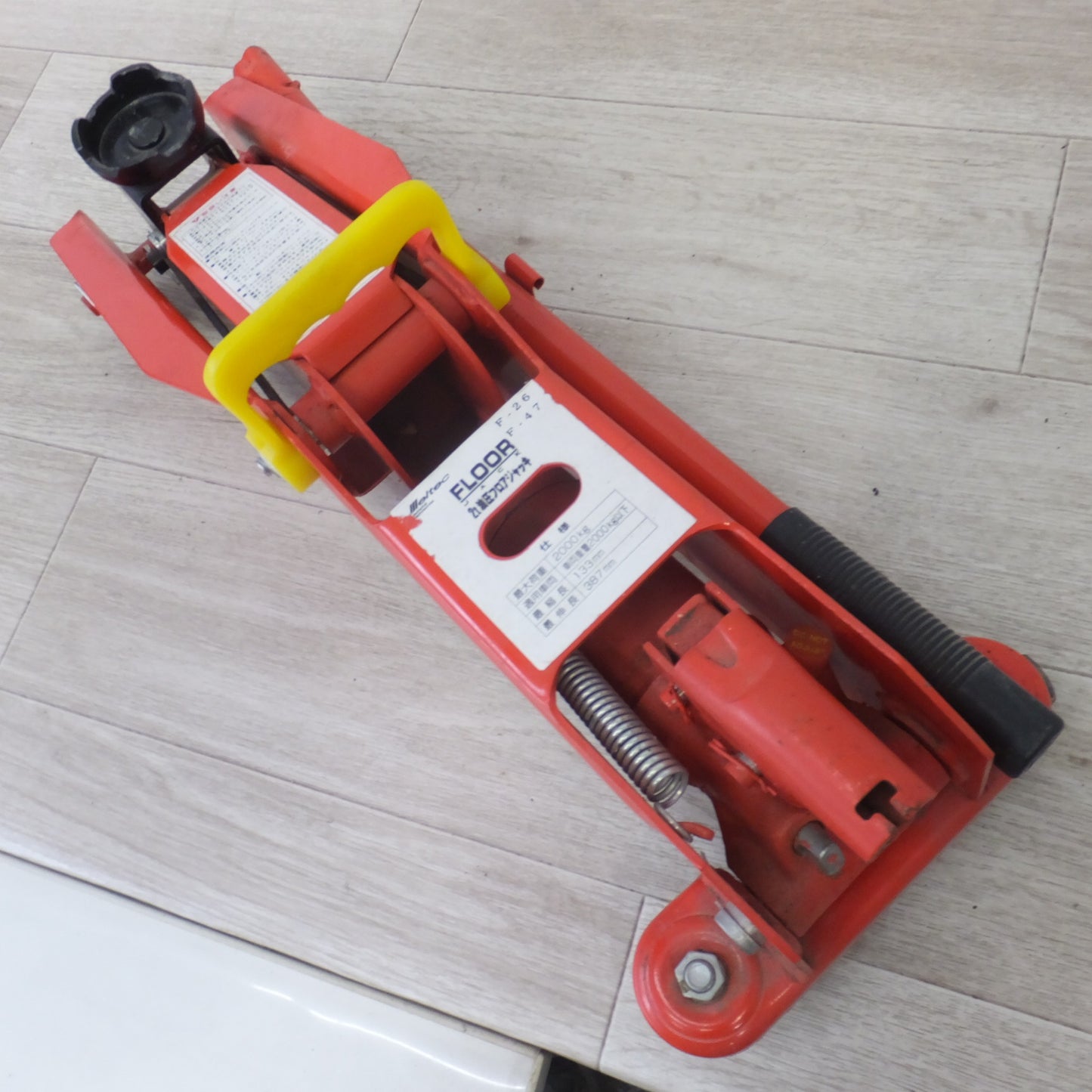 [送料無料] ★大自工業 メルテック Meltec 2t 油圧フロアジャッキ F-26 F-47　最大荷重 200kg　最縮長 133mm 最伸長 387mm★