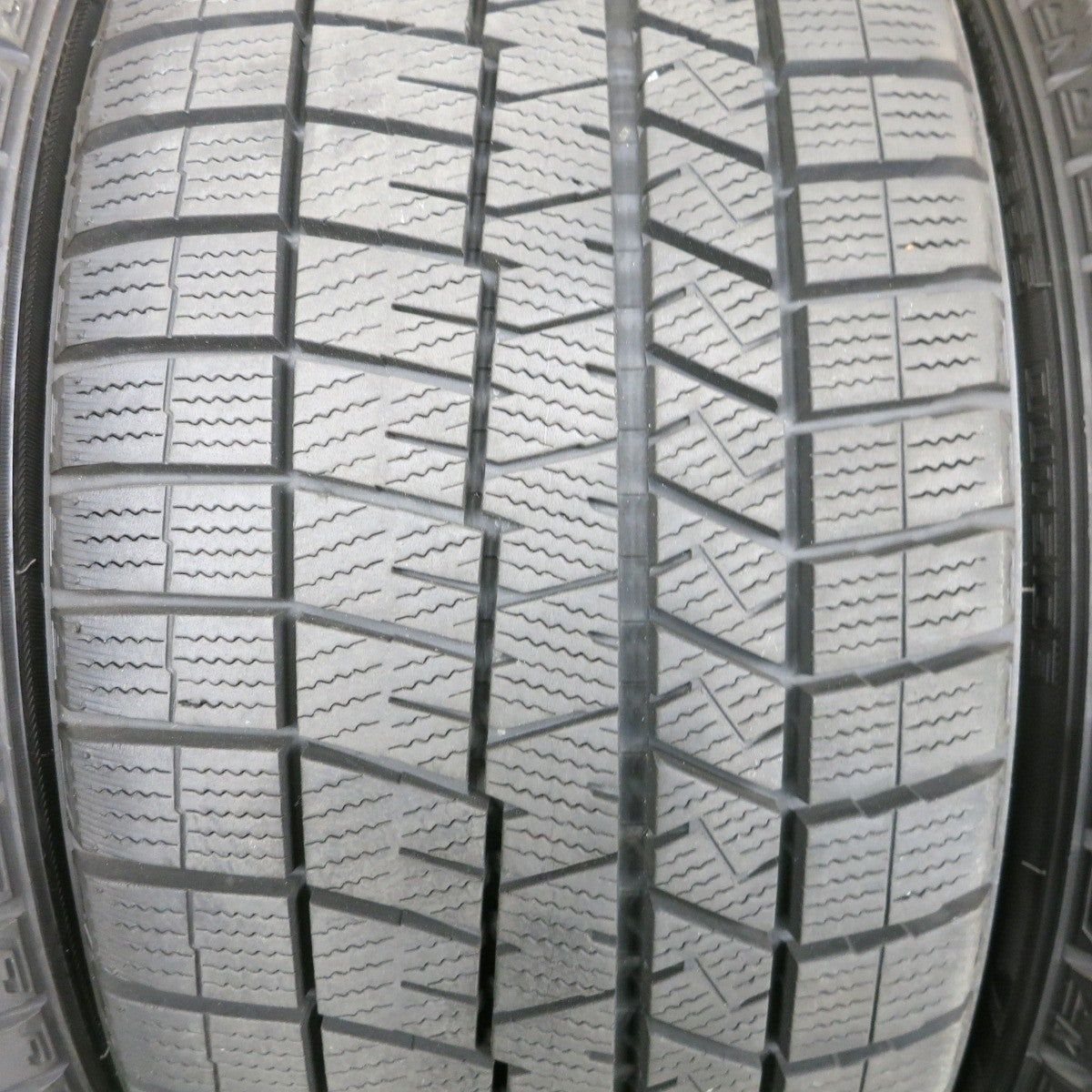 バリ溝！22年！9分★ベンツ Cクラス 等 smartline 365 235/40R18 スタッドレス ダンロップ ウインターマックス 03 スマートライン 18インチ PCD112/5H★6021103NKス