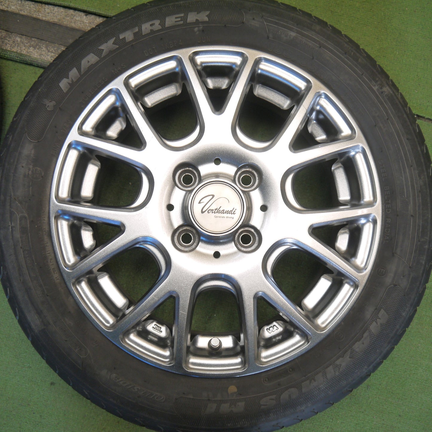 バリ溝！8.5分◎155/65R14 マックストレック MAXIMUS M1 Verthandi ヴェルザンディ 14インチ PCD100/4H◎6082102Hノ
