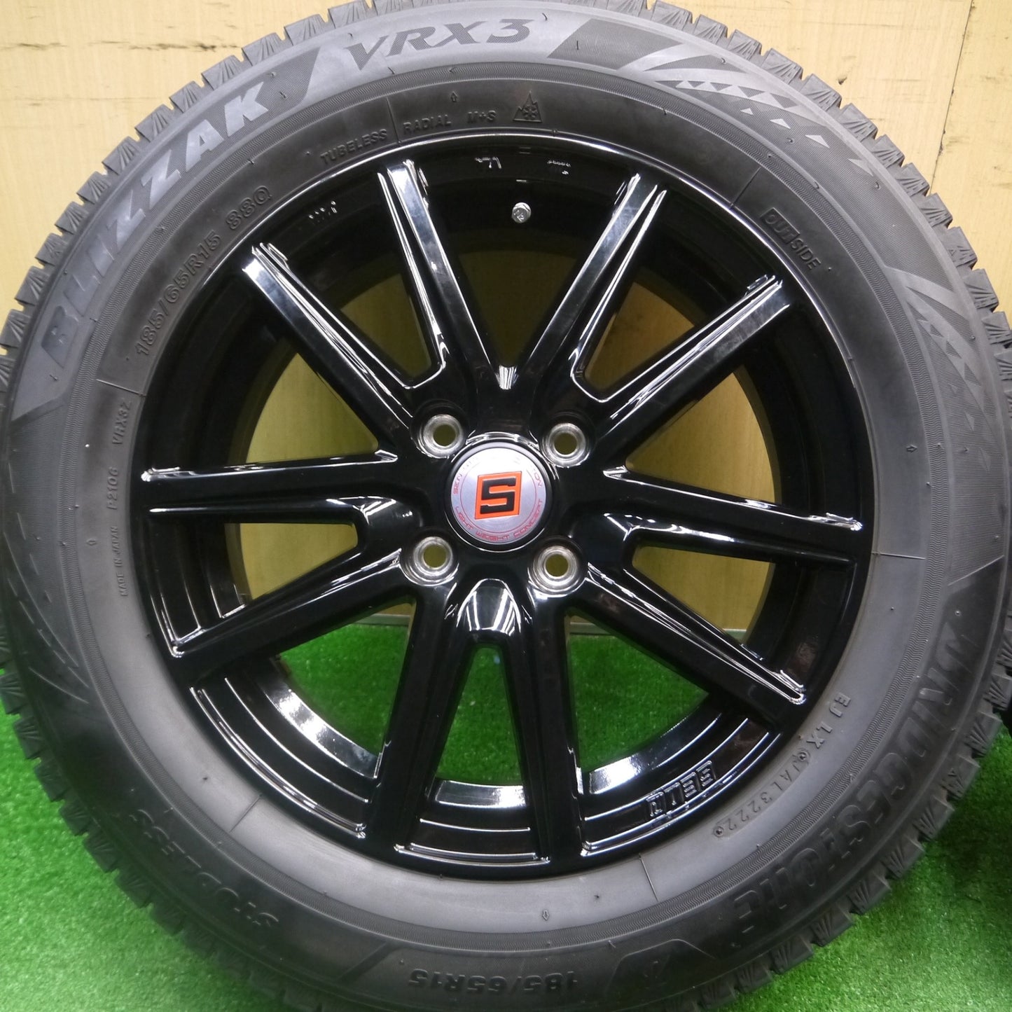 [送料無料] キレイ！22年★スタッドレス 185/65R15 ブリヂストン ブリザック VRX3 SEIN ザイン 15インチ PCD100/4H★4121706Hス