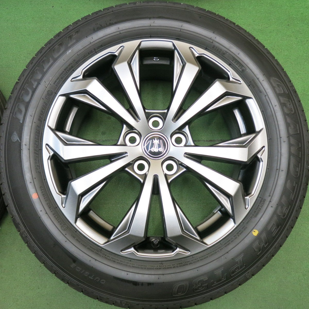 新車外し！25年◎トヨタ RAV4 Gグレード 光岡 自動車 バディ 純正 225/60R18 ダンロップ グラントレック PT30 18インチ PCD114.3/5H◎6071205HAノ