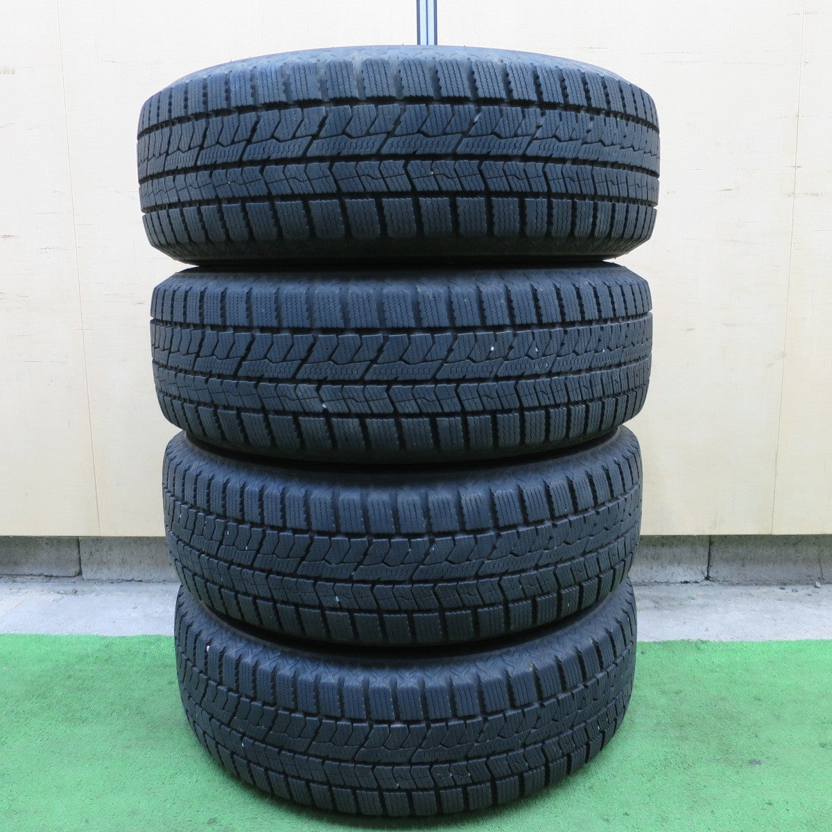 バリ溝！23年！9.5分★トヨタ カローラ フィールダー アクシオ 等 純正 スチール 185/70R14 スタッドレス トーヨー オブザーブ GIZ2 14インチ PCD100/4H★6022502ナス