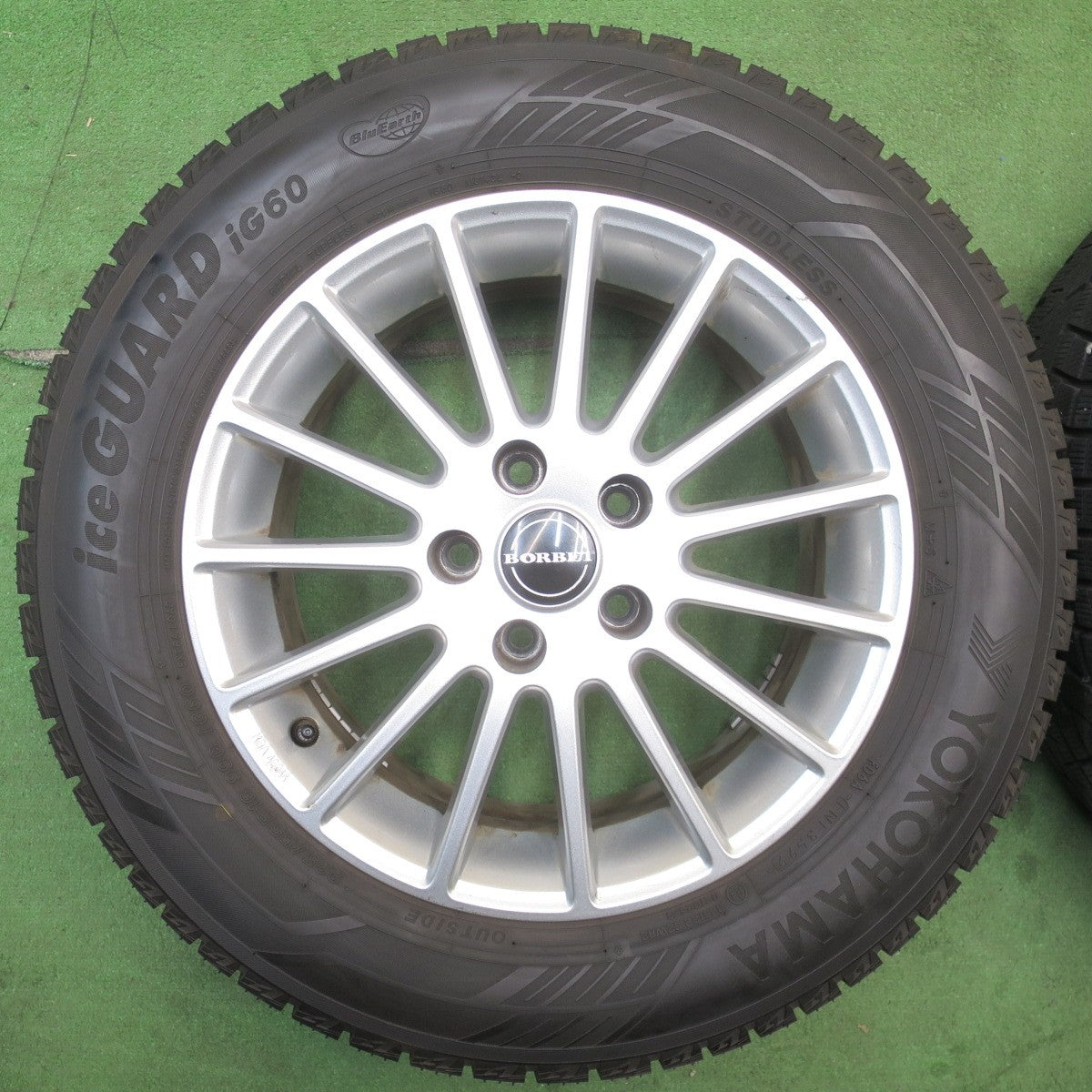 バリ溝！22年！9.5分★アウディ 等 BORBET 225/55R16 スタッドレス ヨコハマ アイスガード iG60 ボルベット 16インチ PCD112/5H★6051203NJス