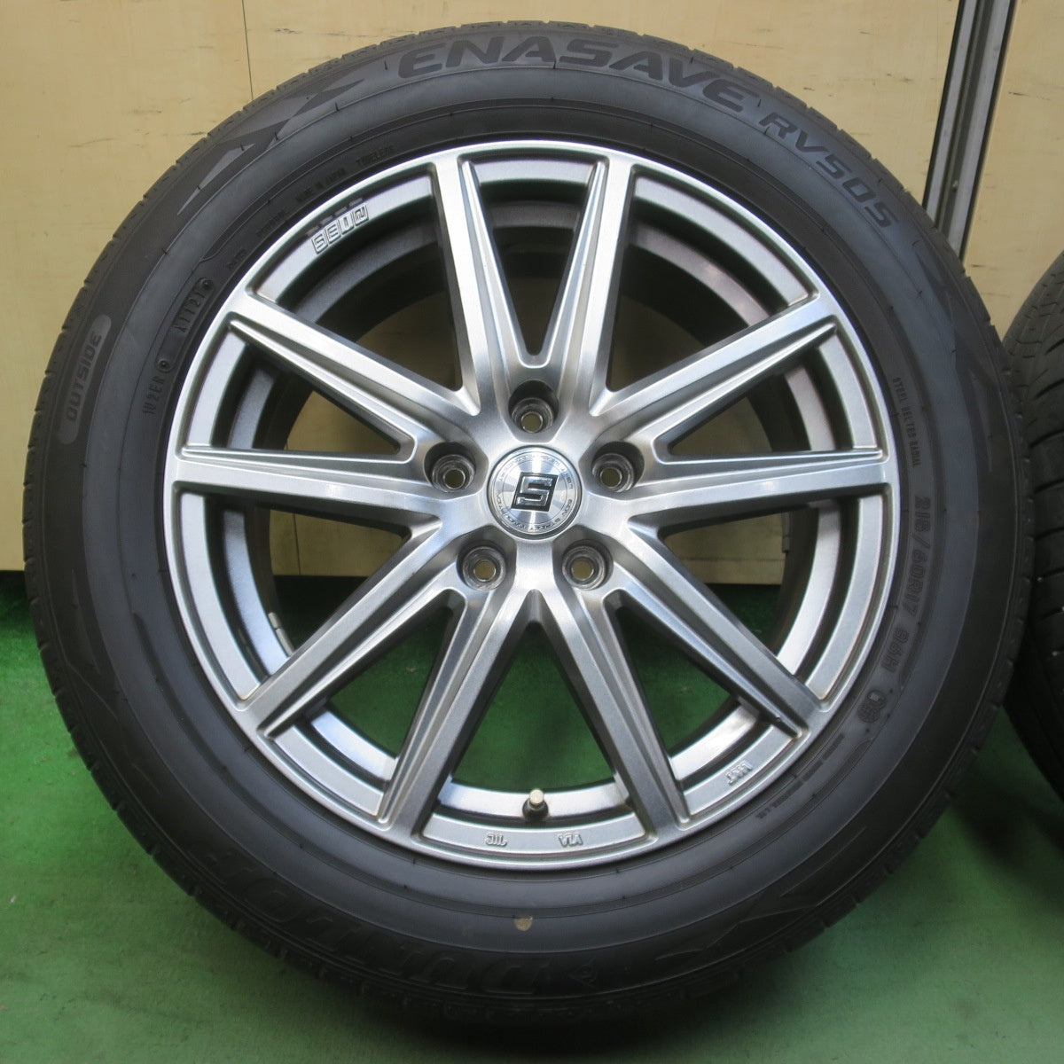 バリ溝！キレイ！8.5分★215/60R17 ダンロップ エナセーブ RV505 SEIN SS ザイン 17インチ PCD114.3/5H★6031602イノ