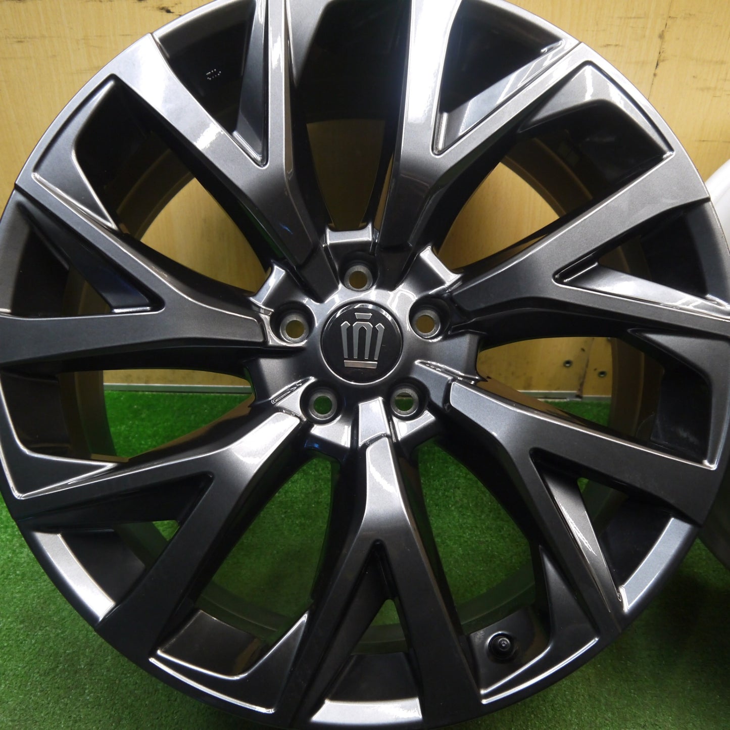 未使用★トヨタ クラウン エステート Zグレード 純正 ホイール 21インチ 21×8.5J PCD114.3/5H★6021801Hホ