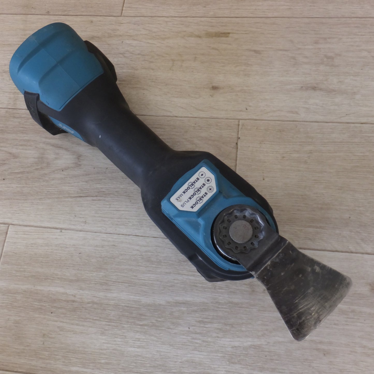 [送料無料] ★マキタ makita 充電式マルチツール TM52D 18V バッテリ なし★