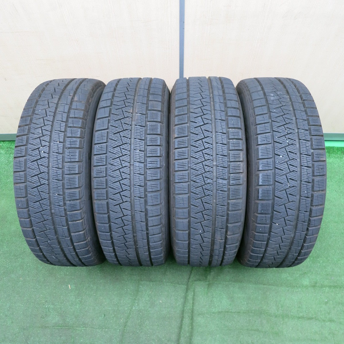 *送料無料* バリ溝！21年！キレイ！9.5分★ベンツ Aクラス W177 純正 205/60R16 スタッドレス ピレリ アイスアシンメトリコ プラス PCD112/5H★4063001NJス