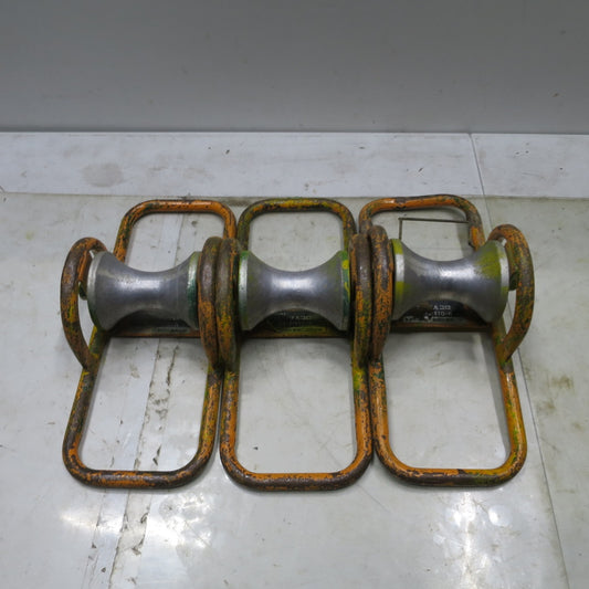 [送料無料] 3点まとめ売り◆SONE 曽根 ケーブル コロ SS-1(110)R 通線 電設 工事 電気 工事 工具 道具◆