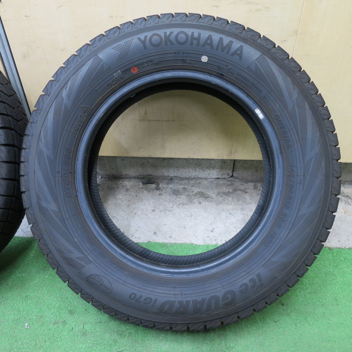 バリ溝！25年！ほぼ10分◎スタッドレス 145/80R13 ヨコハマ アイスガード iG70 タイヤ 13インチ タント N-BOX ムーブ ワゴンR スペーシア 等◎6081207NGスタ