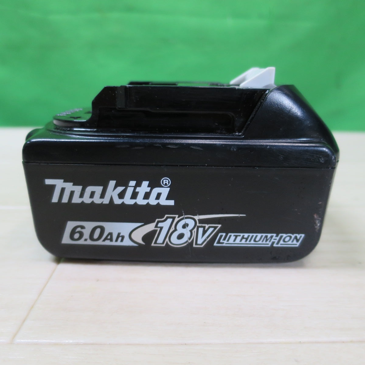 [送料無料] ☆マキタ 純正 Li-ion バッテリー BL1860B 18V 6.0Ah リチウムイオン 雪マーク付き 高速充電対応 電動 工具 インパクトドライバ 等に makita☆