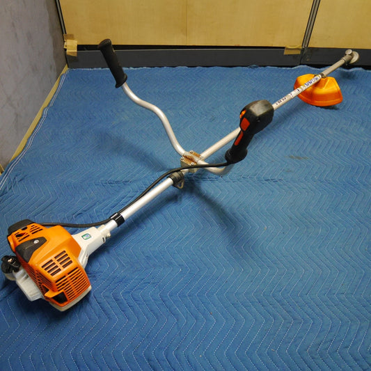 【岐阜発 直接引取限定】☆STIHL スチール エンジン 草刈り機 FS26C 草刈機 刈り払い機 刈払機①☆