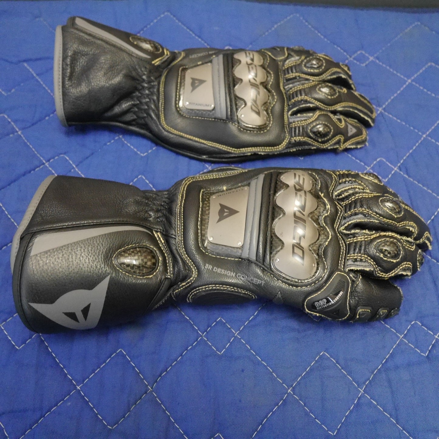 [送料無料] キレイ☆DAINESE ダイネーゼ フル メタル 6 グローブ サイズL ブラック 黒 FULL METAL 6 GLOVES レーシング バイク グローブ☆
