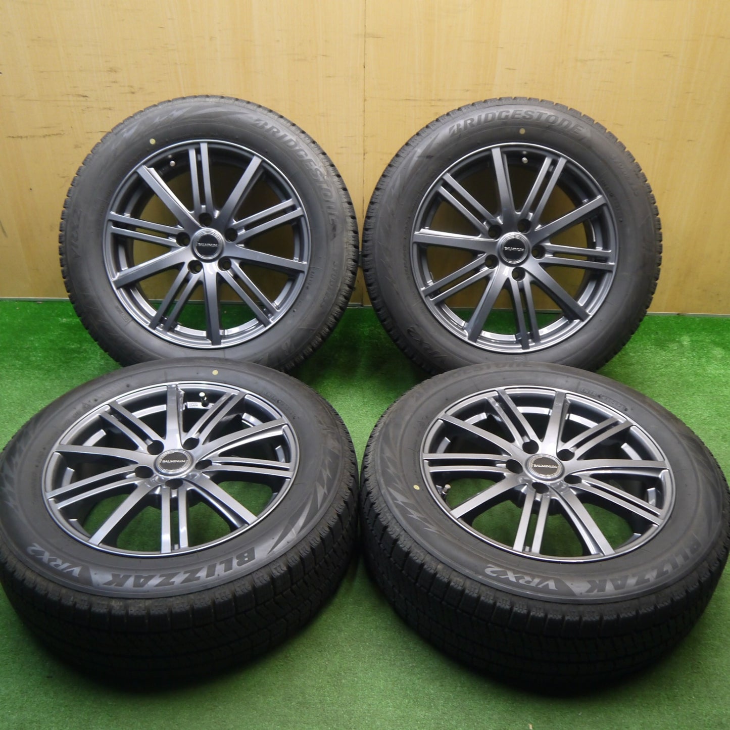 バリ溝！21年！キレイ！9.5分★スタッドレス 215/60R17 ブリヂストン ブリザック VRX2 BALMINUM BR10 バルミナ 17インチ PCD114.3/5H★5121903Hス