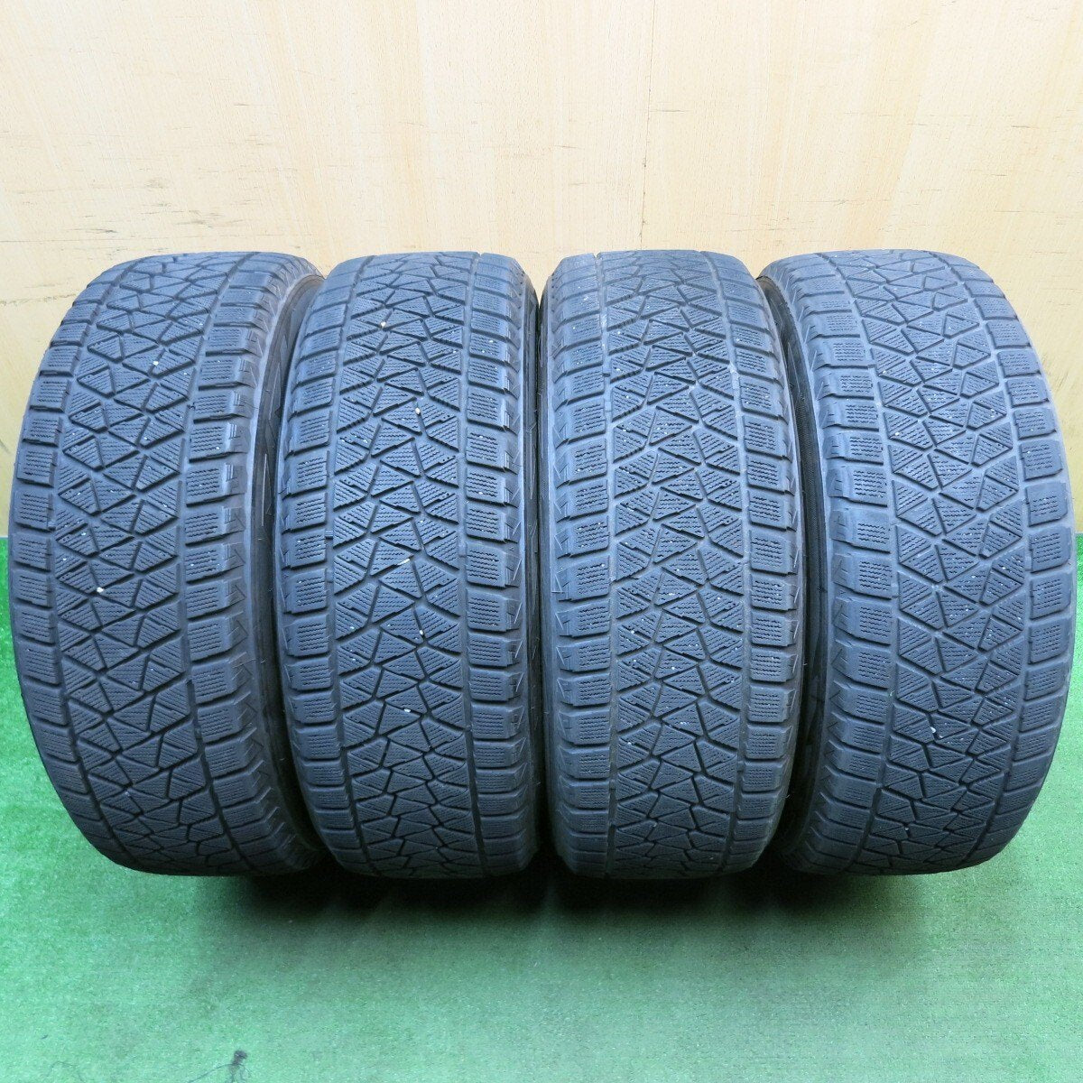 4本価格★スタッドレス 235/60R18 ブリヂストン ブリザック DM-V2 LF SPORT LFスポーツ 18インチ PCD114.3/5H★5040503TNス