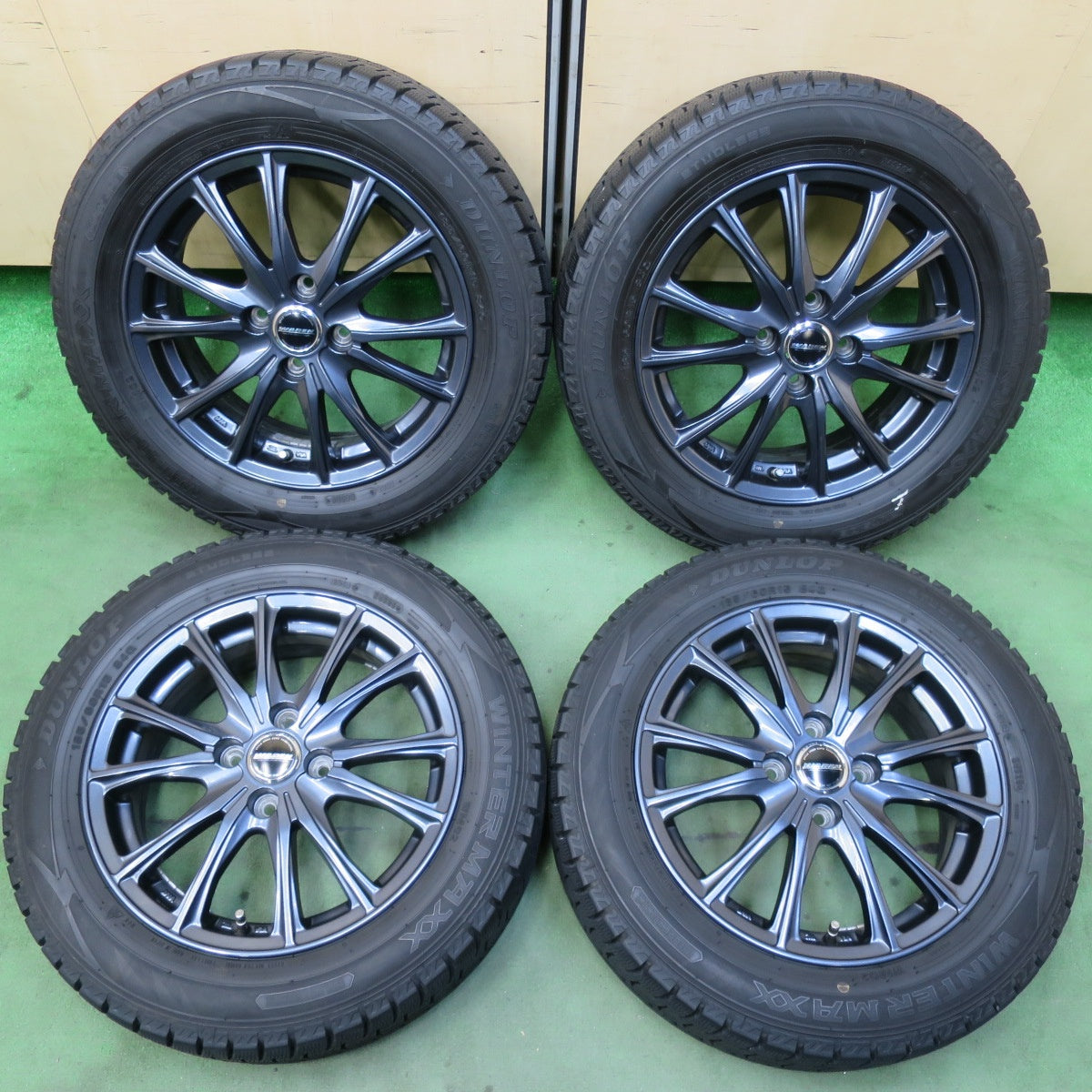 バリ溝！キレイ！9分★スタッドレス 185/60R15 ダンロップ ウインターマックス WM02 WAREN ヴァーレン 15インチ PCD100/4H★5112707イス