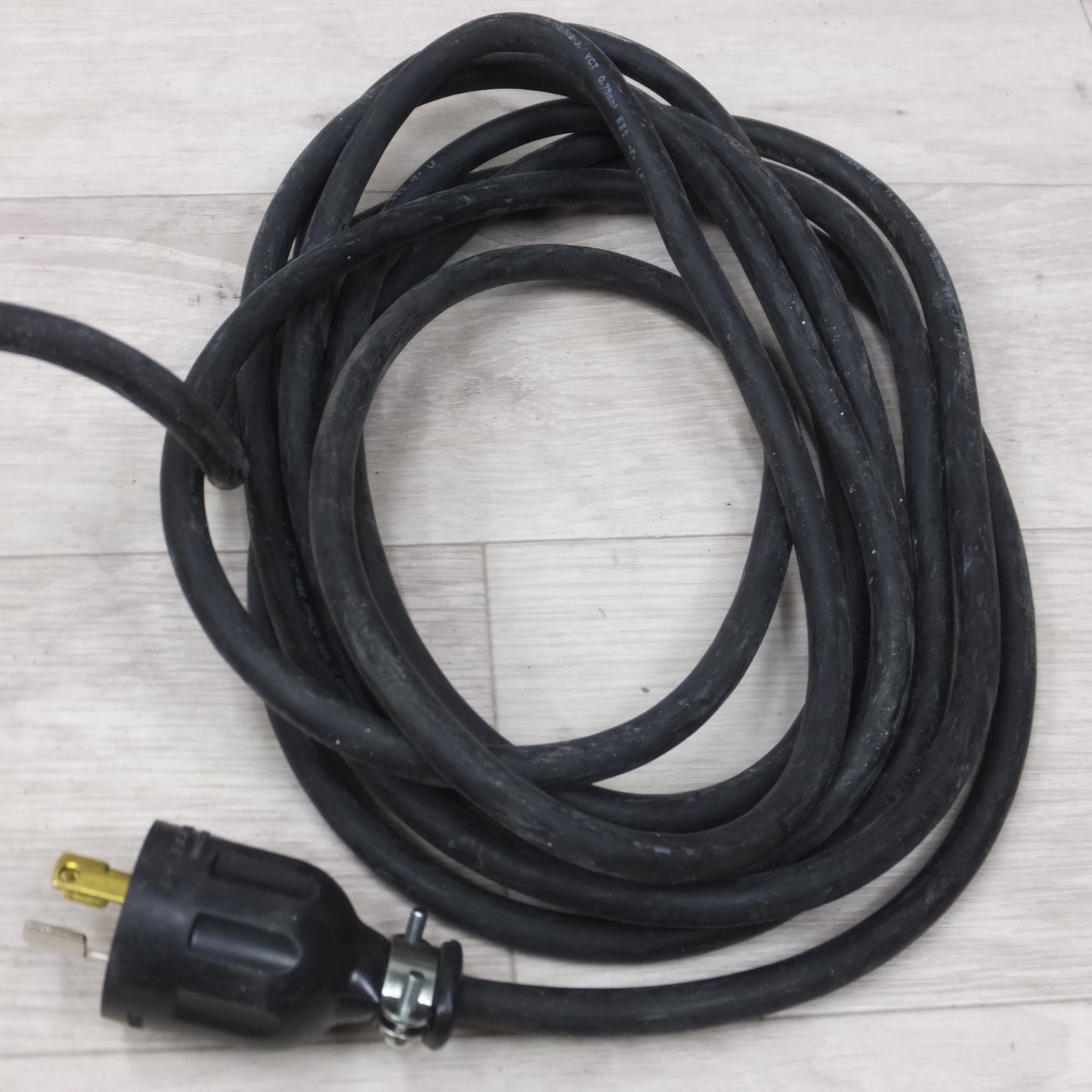 [送料無料] ◆マキタ 18mm ハンマ ドリル 100V HR1830F 4.6A ケース 付き ハンマードリル 電動 工具◆