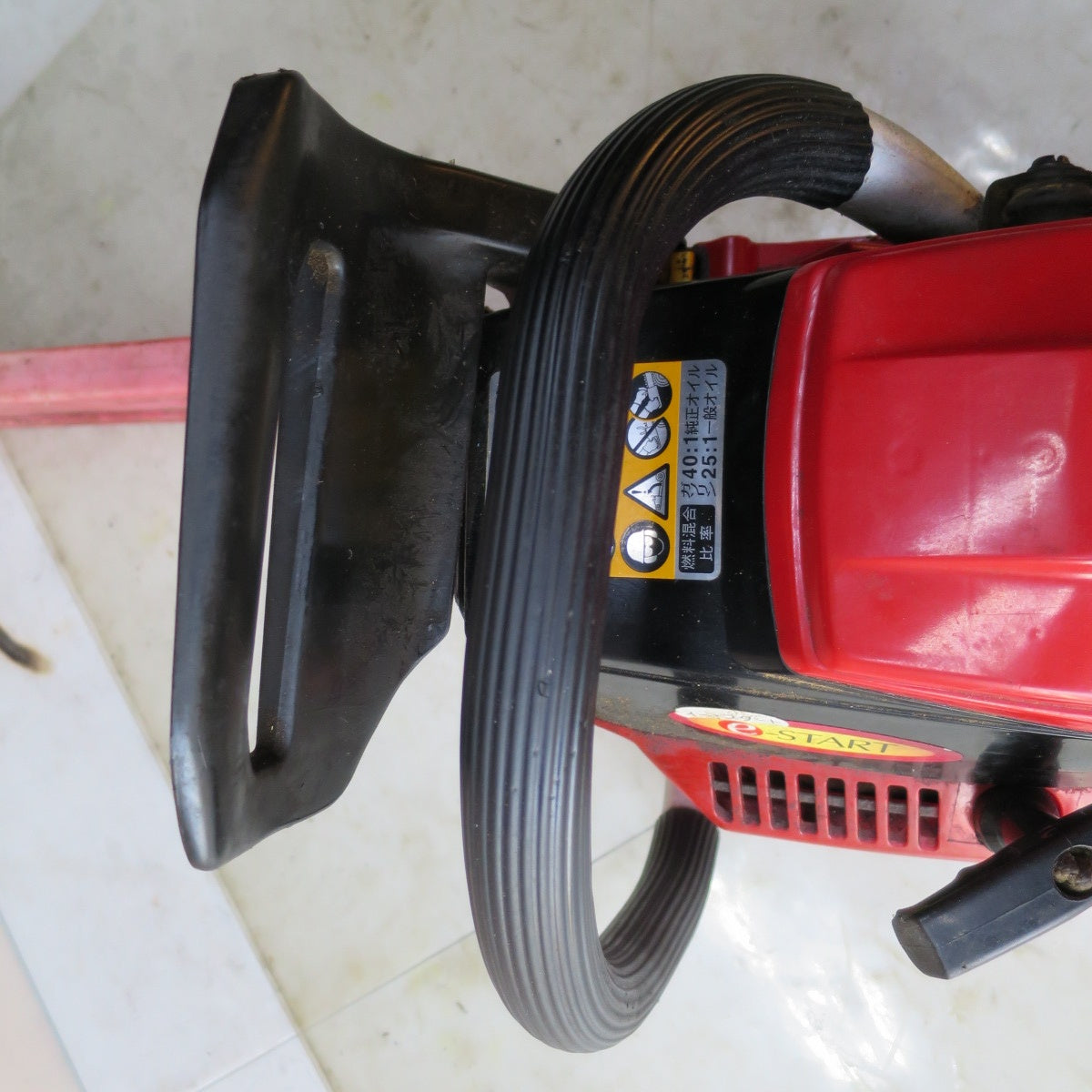 [送料無料] ◆ゼノア エンジン チェンソー G5000 切断機 電動 工具 チェーンソー ZENOAH ジャンク品◆