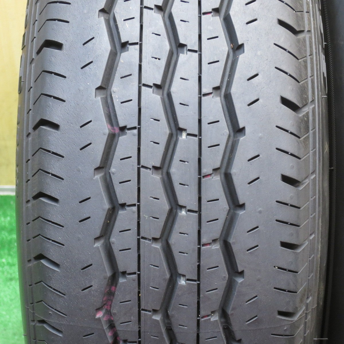 新車外し！26年◎トヨタ ハイエース 純正 スチール 195/80R15 107/105S ブリヂストン エコピア RD613 15インチ PCD139.7/6H◎6091910NJノ