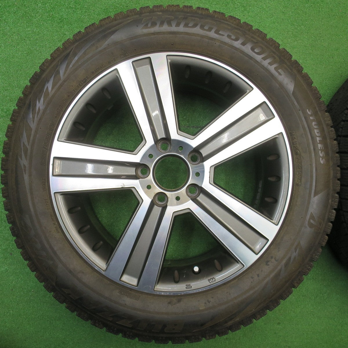 バリ溝！9.5分★ベンツ Vクラス W447 EuroPremium WERNER 225/55R17 スタッドレス ブリヂストン ブリザック VRX2 ユーロプレミアム ヴェルナー 17インチ PCD112/5H★5122503NJス