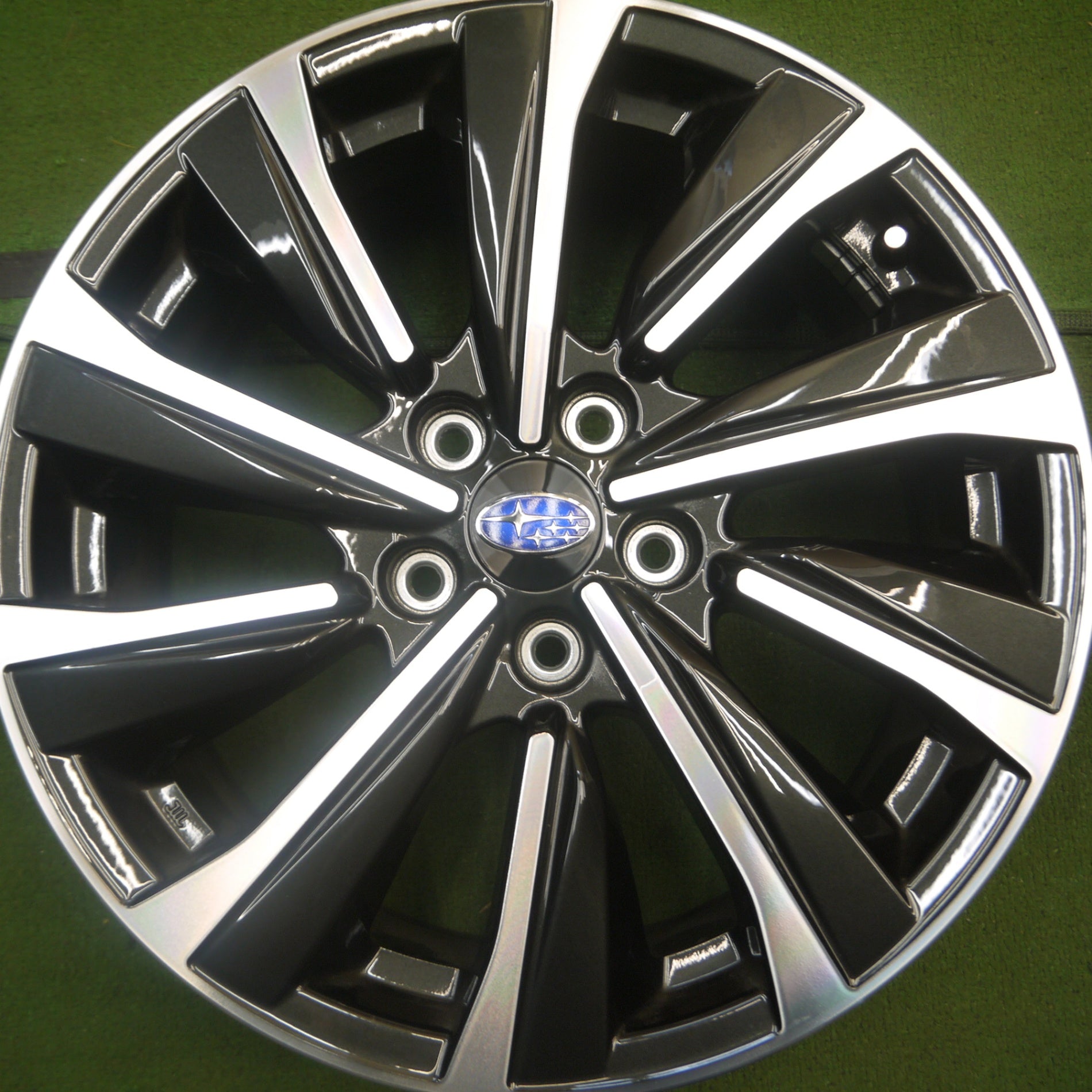 送料無料* キレイ☆スバル レヴォーグ VN5 STI SPORTS 純正 ホイール